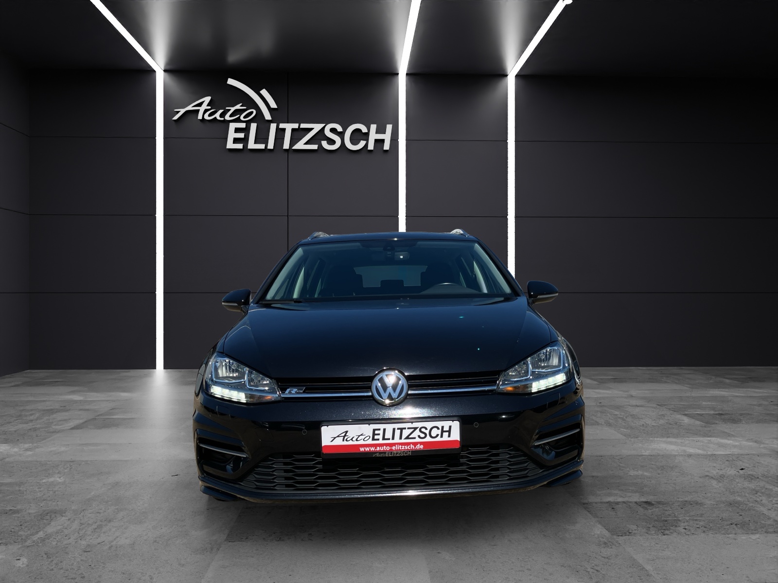 Fahrzeugabbildung Volkswagen Golf VII Variant Comfortline R-Line TDI DSG ACC SHZ RearView Navi Klima