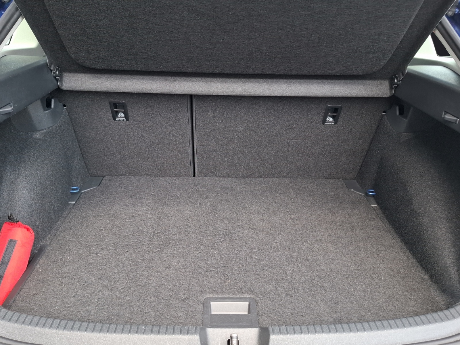 Fahrzeugabbildung Volkswagen Taigo TSI Style Matrix Navi AID ACC PDC SH 17