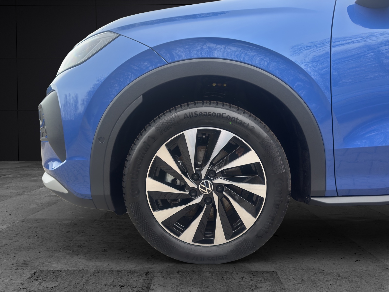 Fahrzeugabbildung Volkswagen T-Roc Life LED NAVI DAB ACC