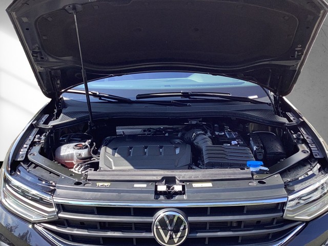 Fahrzeugabbildung Volkswagen Tiguan TDI Active DSG LED Navi ACC AHK SHZ