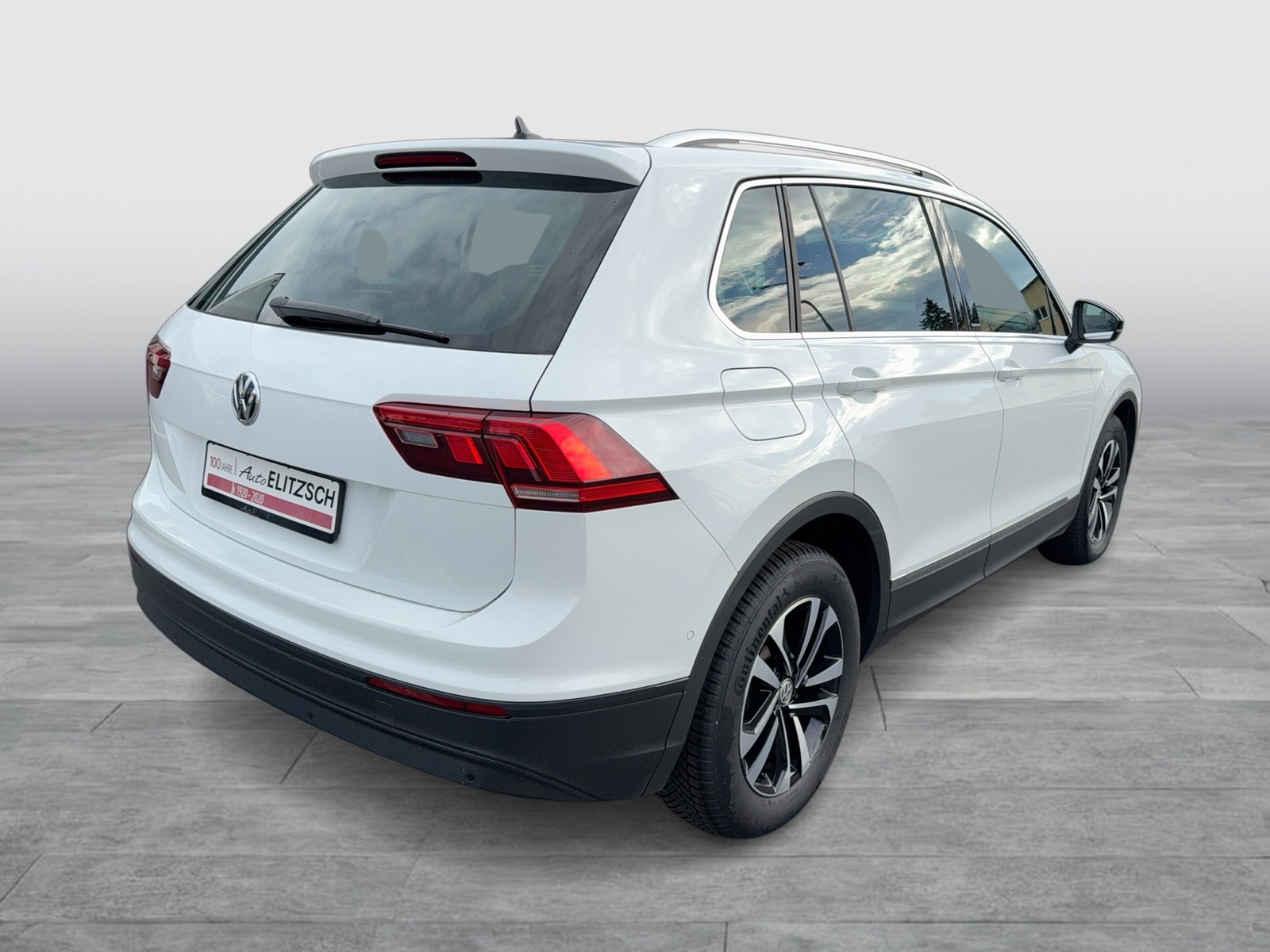 Fahrzeugabbildung Volkswagen Tiguan TDI IQ-Drive Navi ACC Park-Assist SH