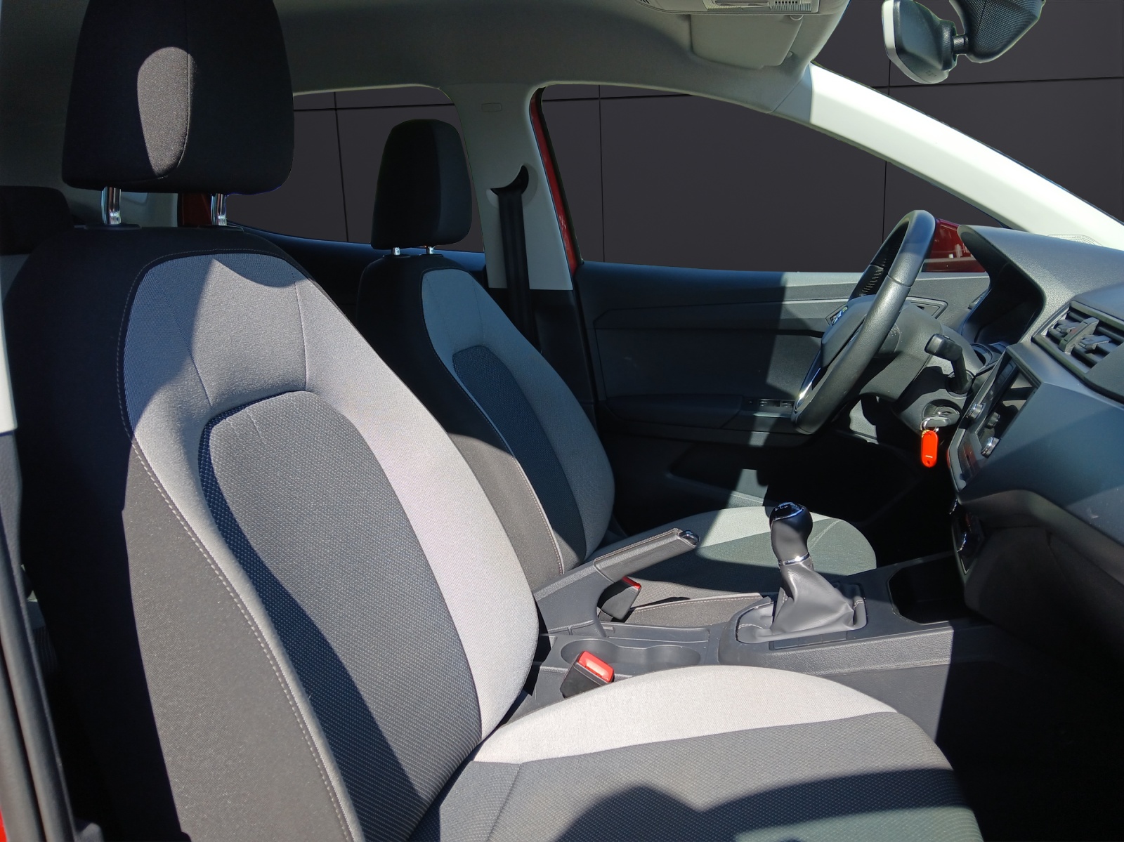 Fahrzeugabbildung SEAT Ibiza Style LED DAB APP