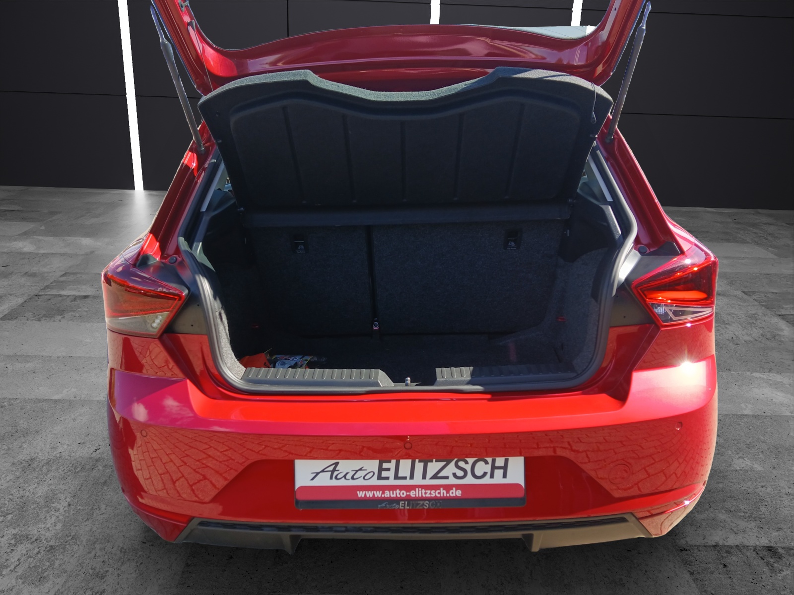 Fahrzeugabbildung SEAT Ibiza Style LED DAB APP