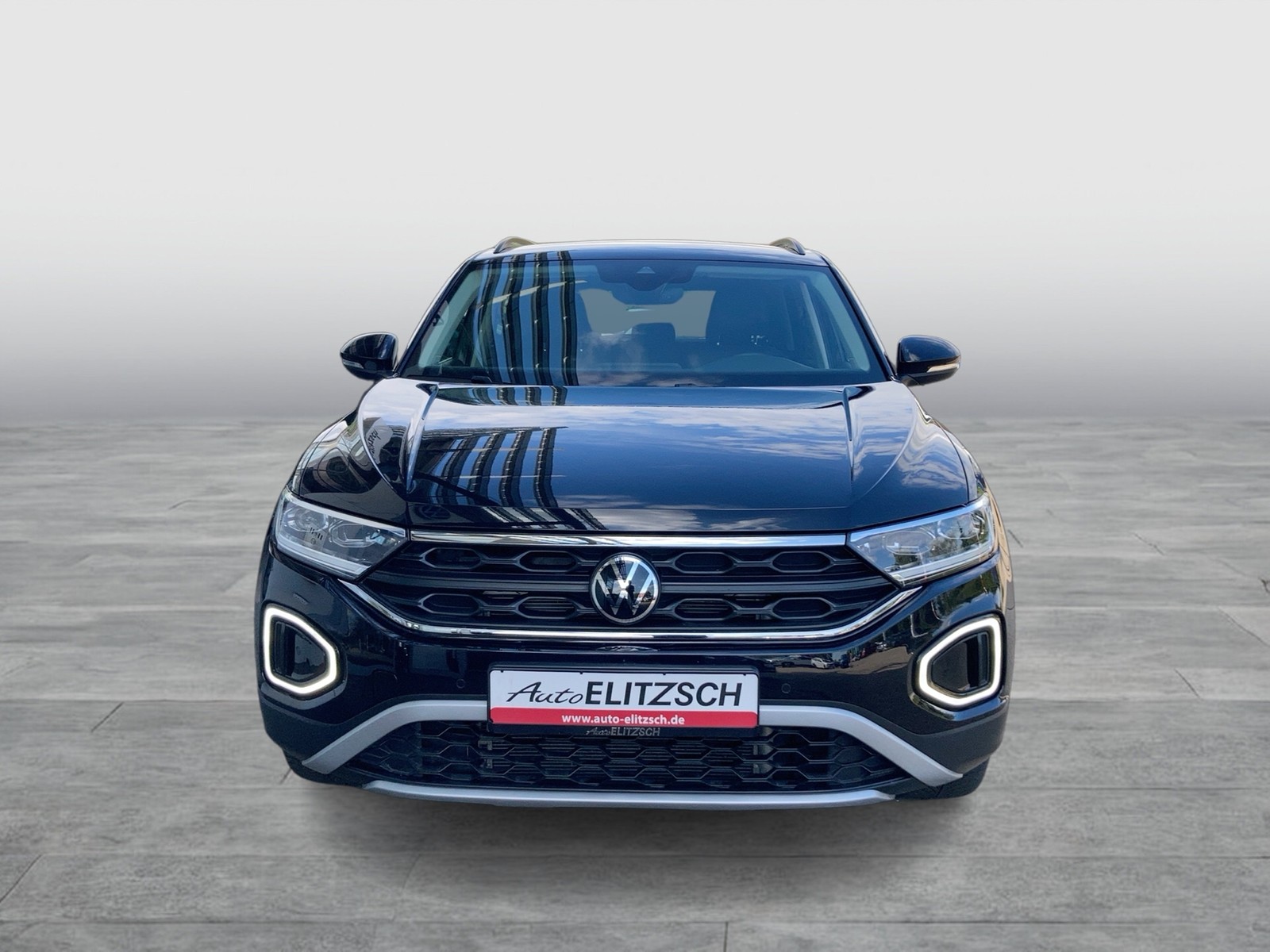 Fahrzeugabbildung Volkswagen T-Roc TSI Goal DSG LEDplus Navi AID ACC SHZ Park-Assist