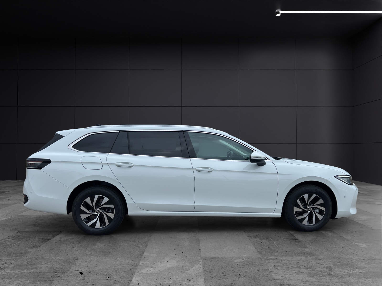 Fahrzeugabbildung Volkswagen Passat TDI Business IQ-LED DCC AHZV Business-Premium