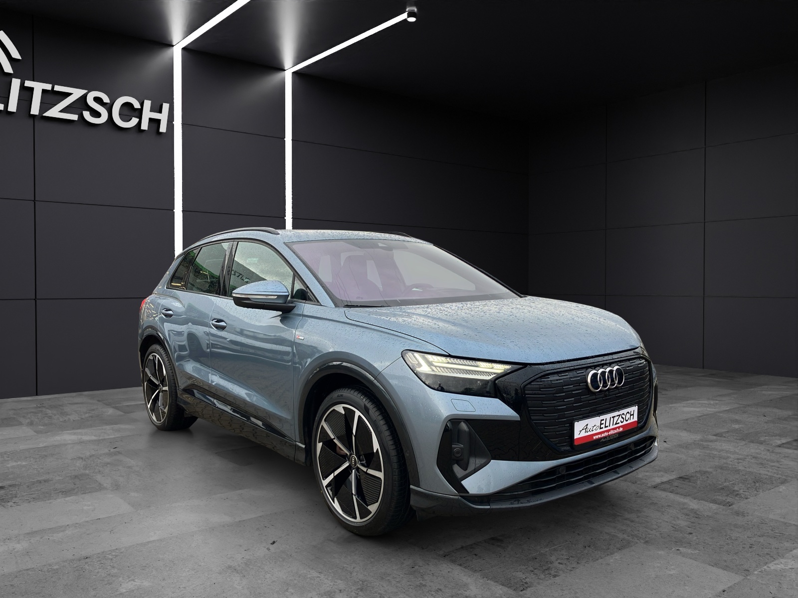 Fahrzeugabbildung Audi Q4 e-tron 50 e-tron quattro MATRIX PANO AHZV