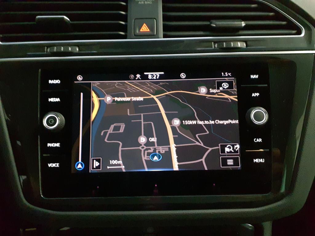 Fahrzeugabbildung Volkswagen Tiguan TSI R-Line DSG Standhzg. LED AHK Navi AID ACC RFK SH 19