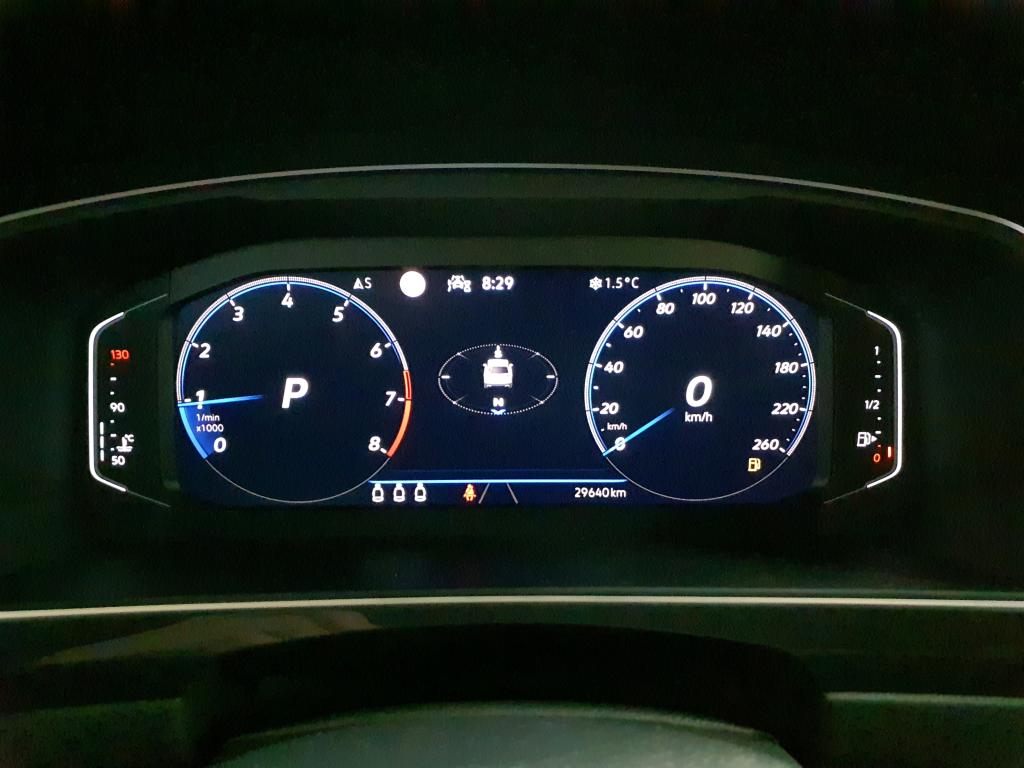 Fahrzeugabbildung Volkswagen Tiguan TSI R-Line DSG Standhzg. LED AHK Navi AID ACC RFK SH 19