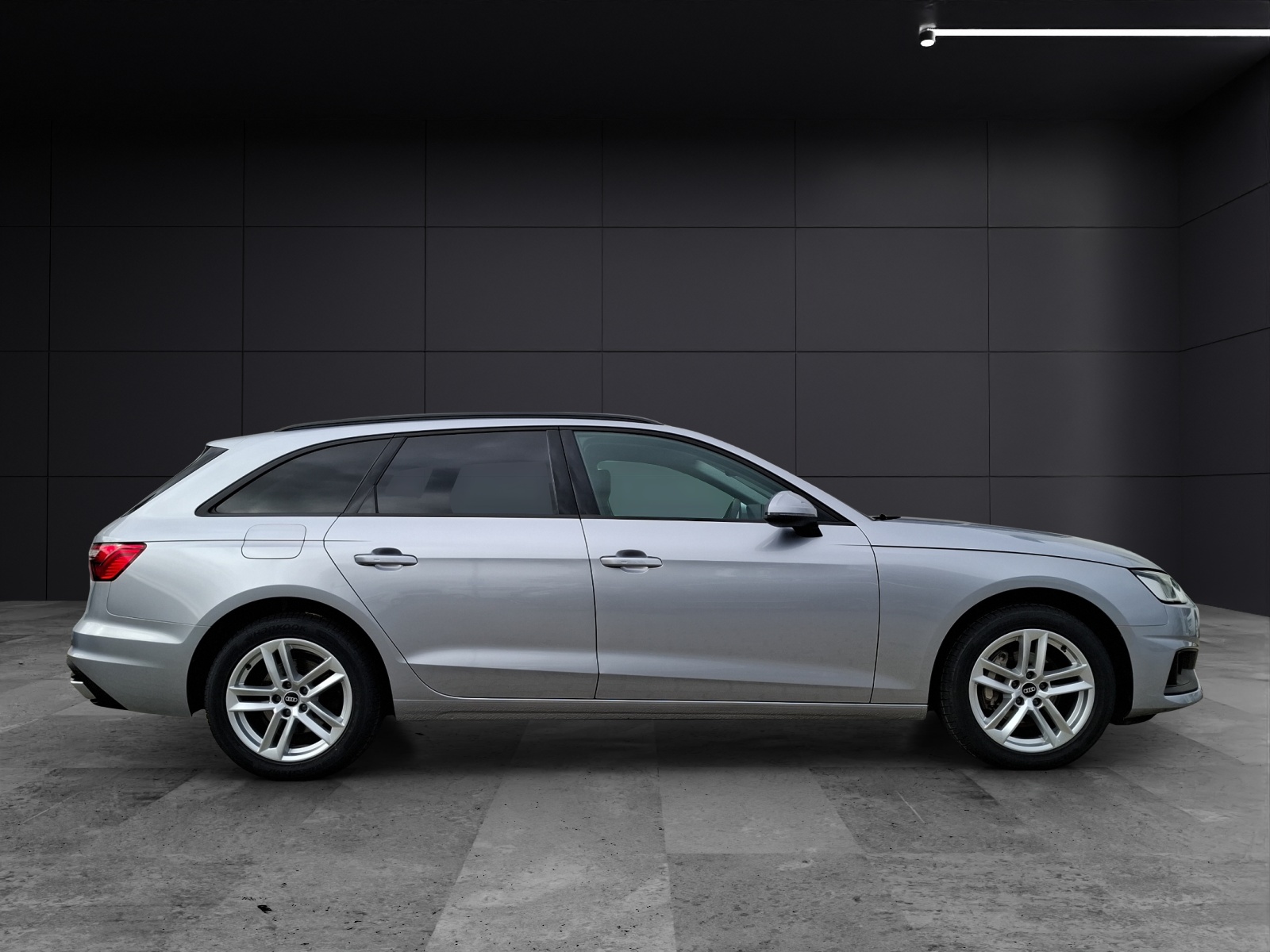 Fahrzeugabbildung Audi A4 Avant 40 TDI quattro S-tronic AHK Navi ACC PDC SH