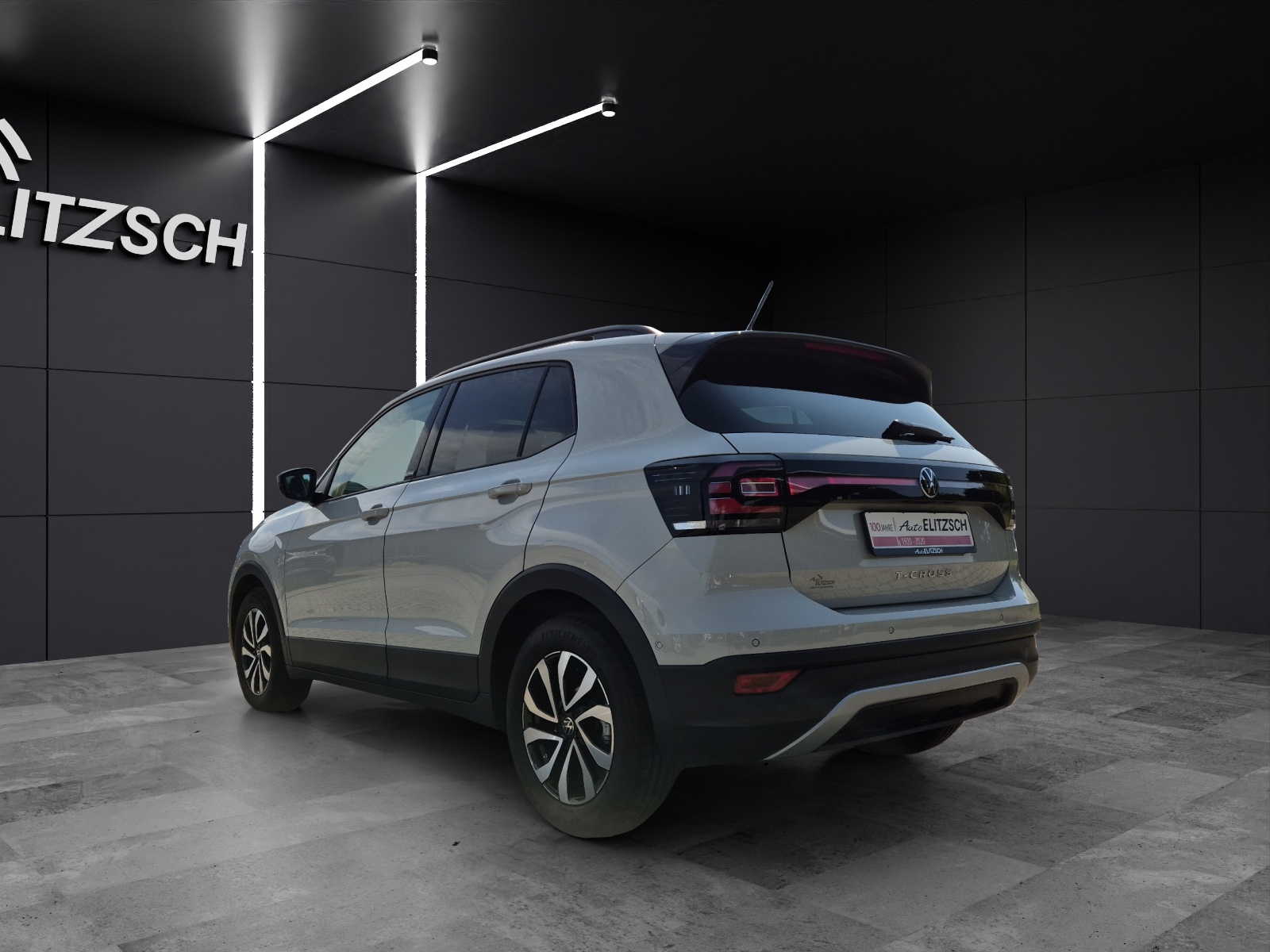 Fahrzeugabbildung Volkswagen T-Cross TSI Active Navi Climatronic Park-Assist SH LM