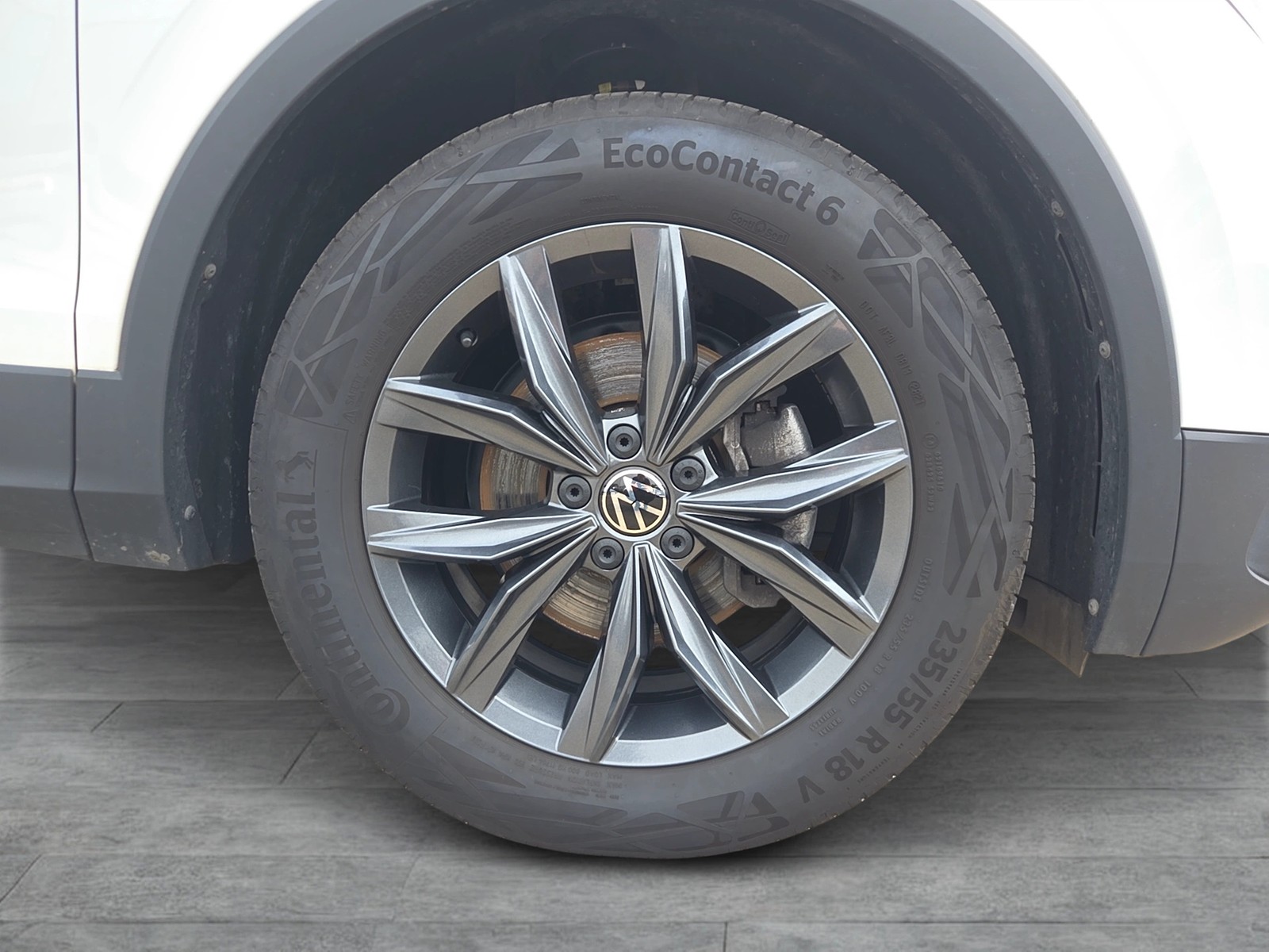 Fahrzeugabbildung Volkswagen Tiguan Allspace TSI Life DSG LED Navi ACC AHK Pano RFK