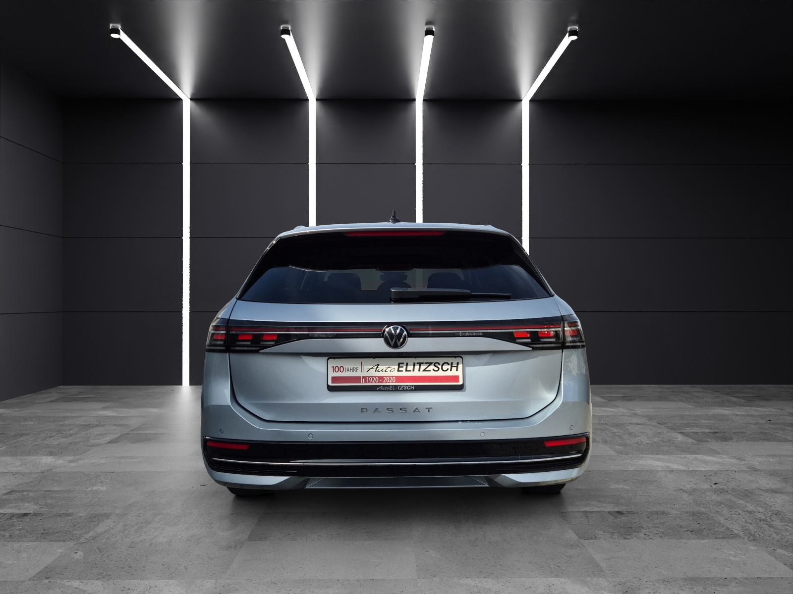 Fahrzeugabbildung Volkswagen Passat TDI Elegance DSG Matrix STH AHK Navi Pano Leder HUD AID ACC 360°