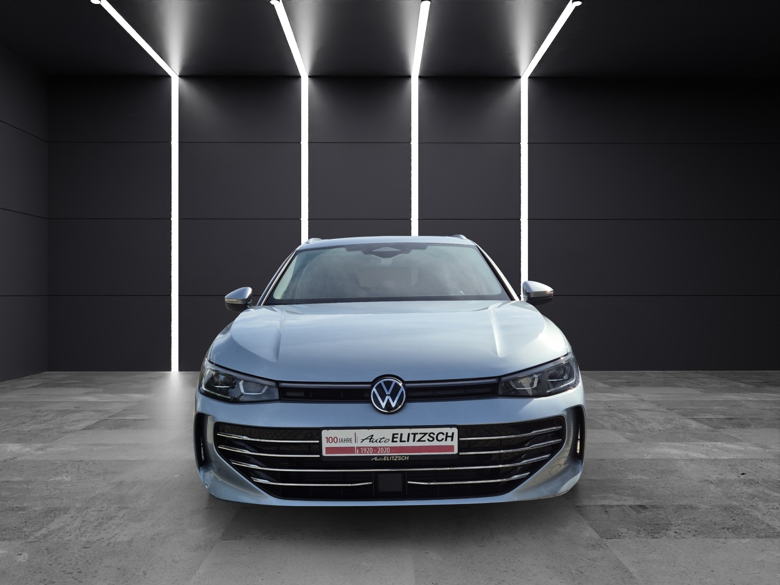Fahrzeugabbildung Volkswagen Passat TDI Elegance DSG Matrix STH AHK Navi Pano Leder HUD AID ACC 360°