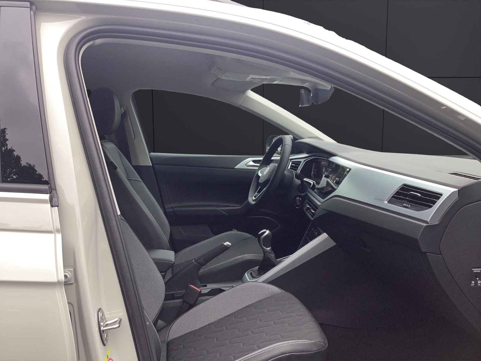Fahrzeugabbildung Volkswagen Taigo Energy LED DAB ACC