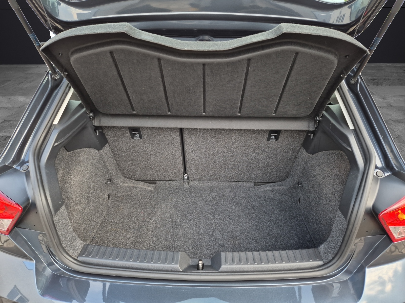 Fahrzeugabbildung SEAT Ibiza TSI Style Climatronic GRA SH APP SH