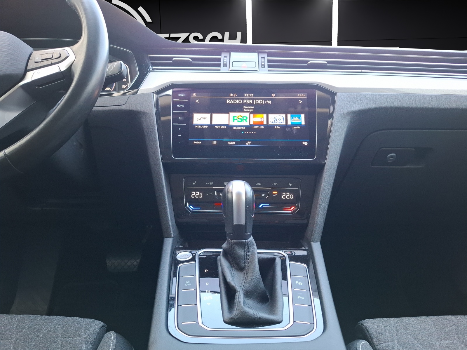 Fahrzeugabbildung Volkswagen Passat Variant TDI Business DSG Matrix AHK Navi AID ACC RFK SH