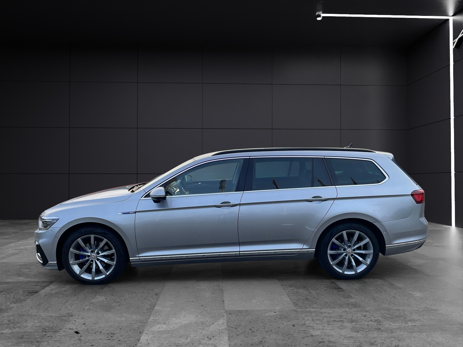 Fahrzeugabbildung Volkswagen Passat Variant GTE DSG IQ.Light ACC SH HuD 360° Ambiente Navi