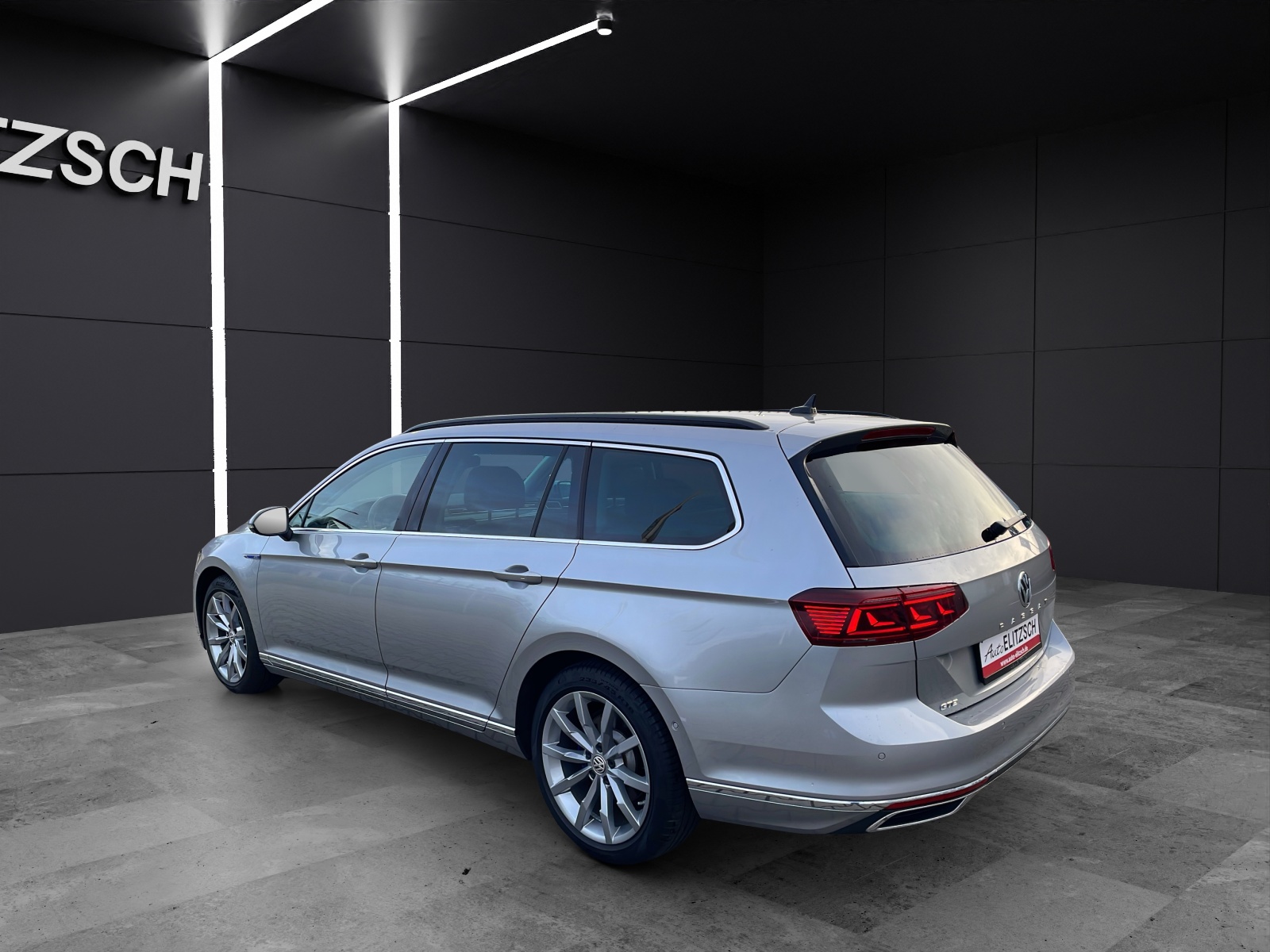 Fahrzeugabbildung Volkswagen Passat Variant GTE DSG IQ.Light ACC SH HuD 360° Ambiente Navi