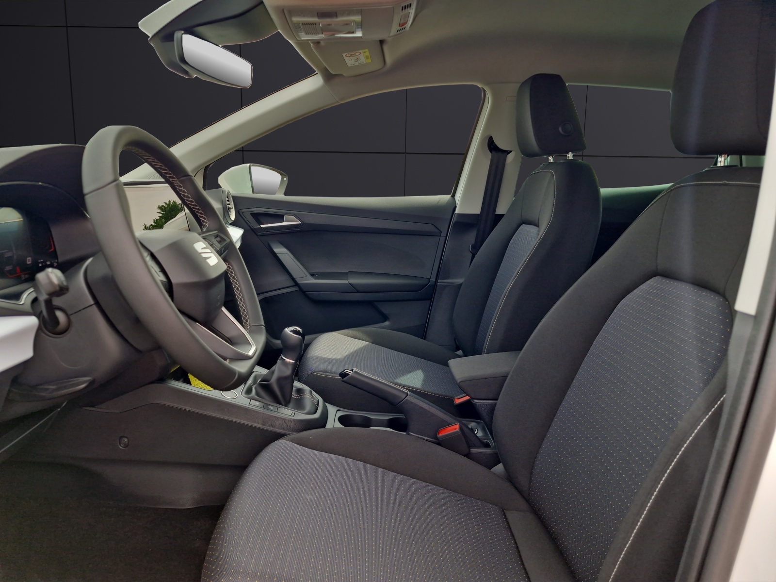 Fahrzeugabbildung SEAT Ibiza Road Edition 1.0 TSI LED KAMERA KLIMA NAVI