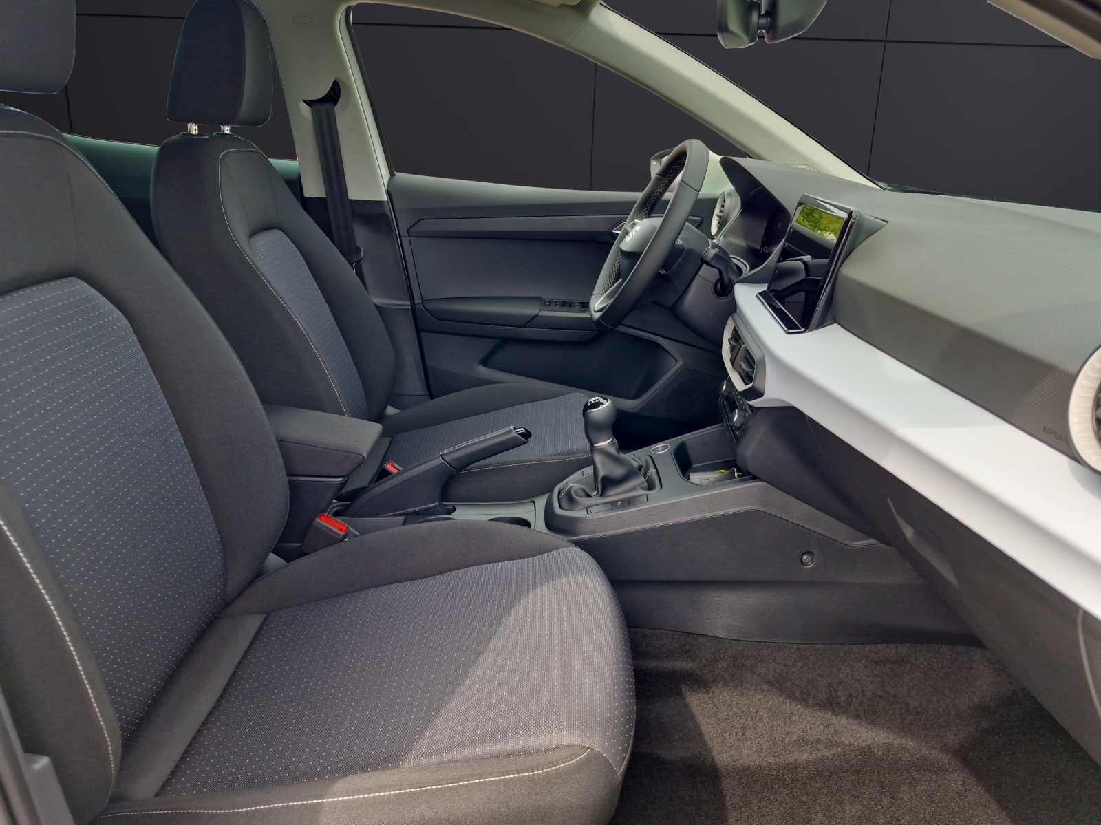 Fahrzeugabbildung SEAT Ibiza Road Edition 1.0 TSI LED KAMERA KLIMA NAVI