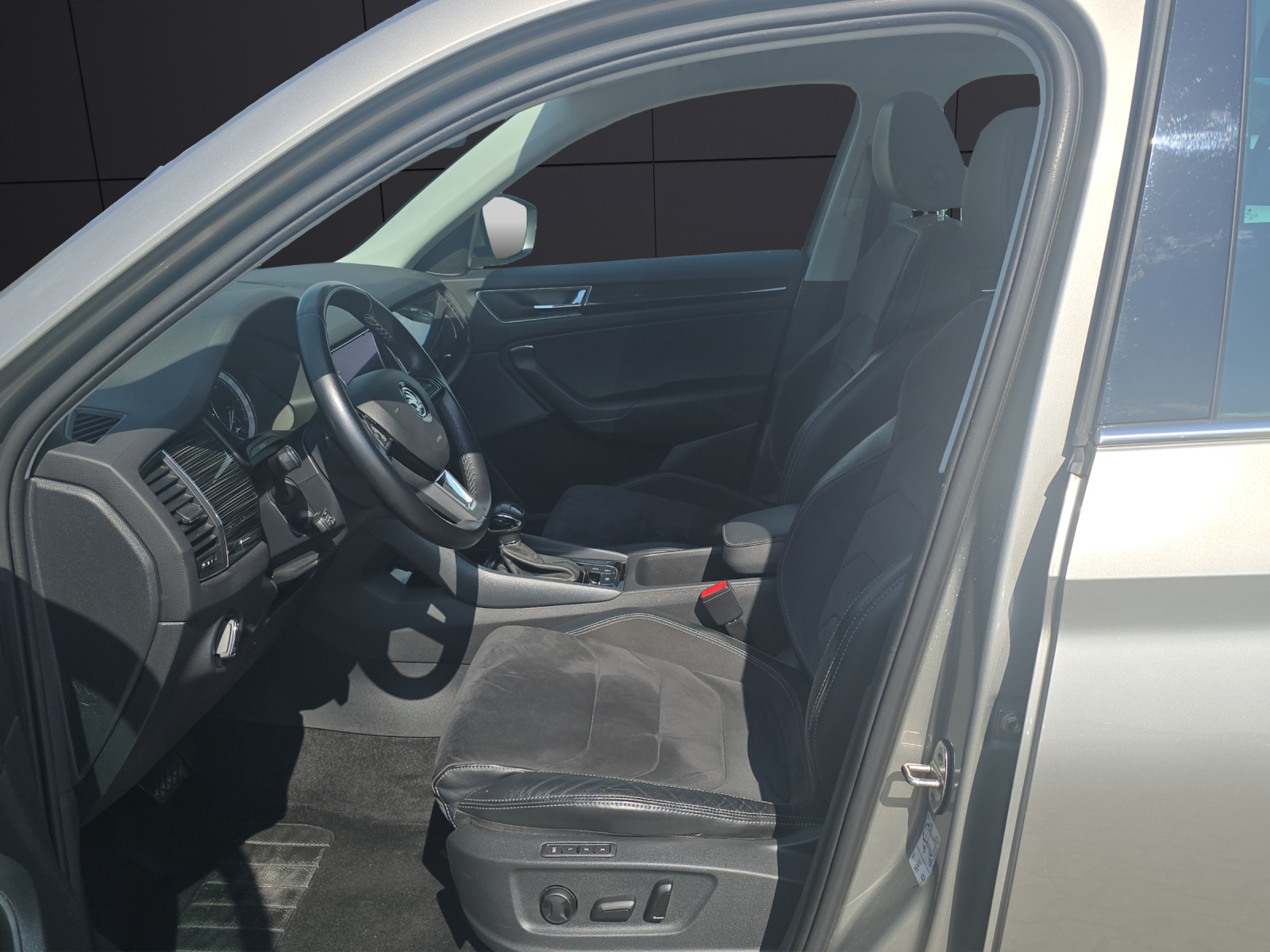 Fahrzeugabbildung SKODA Kodiaq Style 4x4 LED Navi ACC AHK DCC SHZ