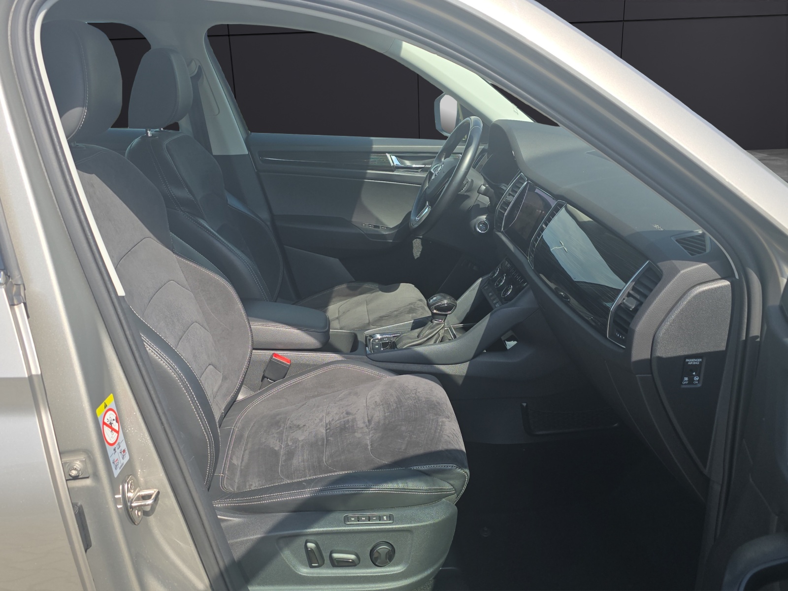 Fahrzeugabbildung SKODA Kodiaq Style 4x4 LED Navi ACC AHK DCC SHZ
