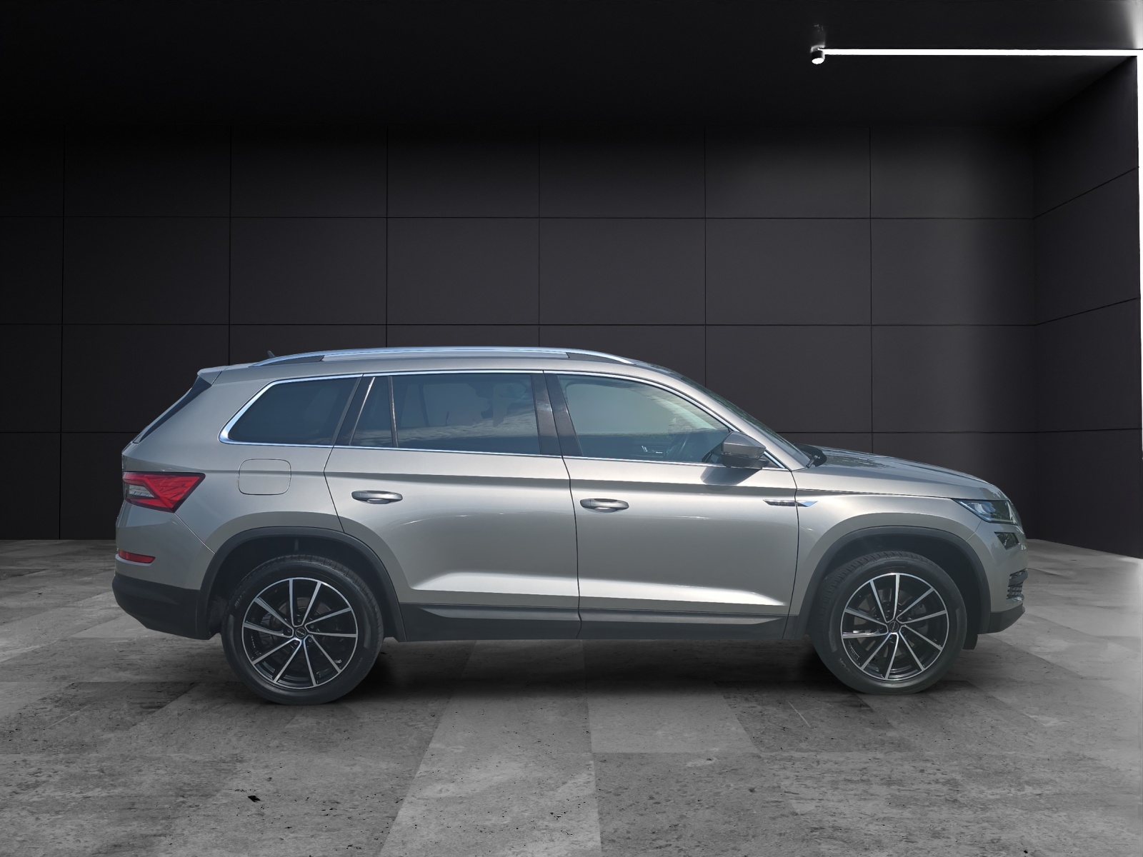 Fahrzeugabbildung SKODA Kodiaq Style 4x4 LED Navi ACC AHK DCC SHZ