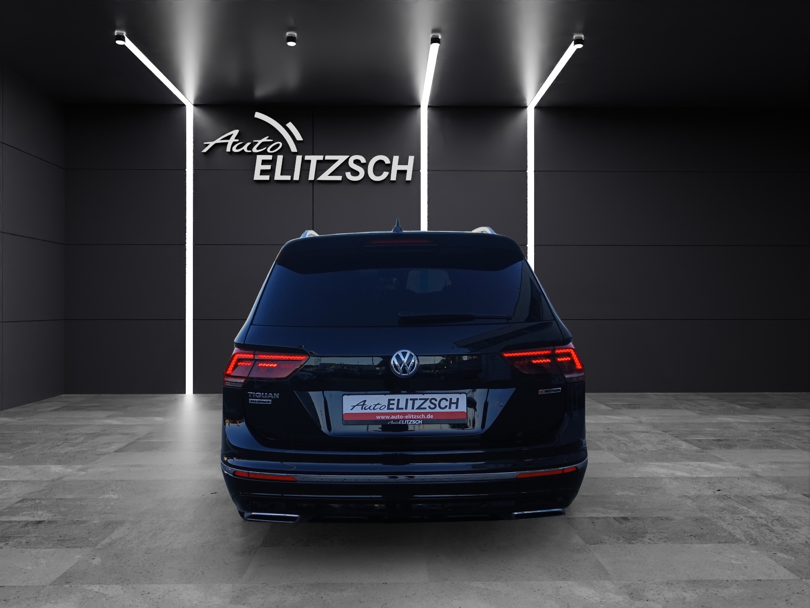Fahrzeugabbildung Volkswagen Tiguan Allspace TDI Highline DSG 4M R-Line LED AHK Navi HUD AID ACC 360° SH 20