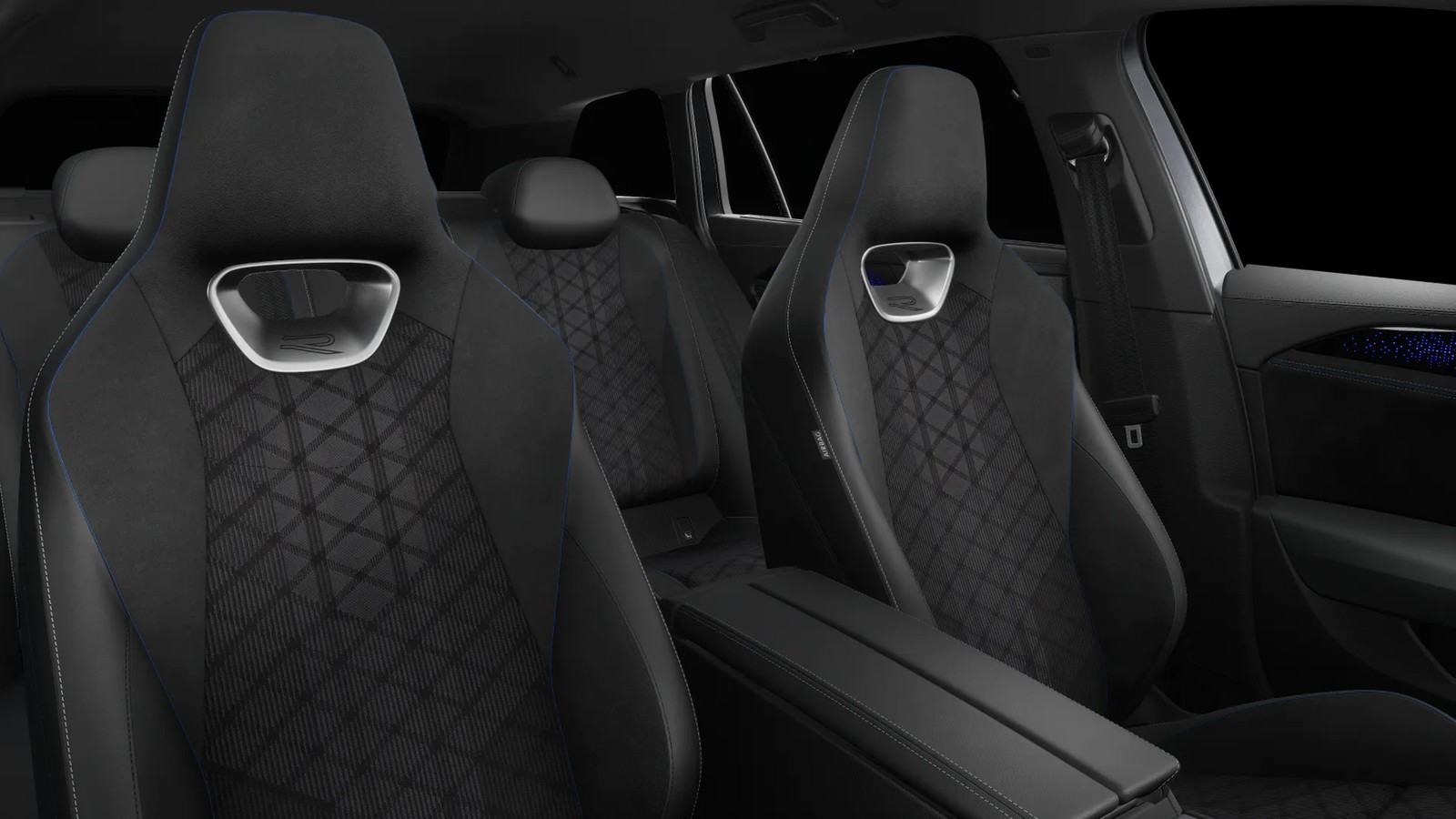 Fahrzeugabbildung Volkswagen Passat Variant TDI R-Line DSG Matrix AHK Navi AID ACC RFK SHZ