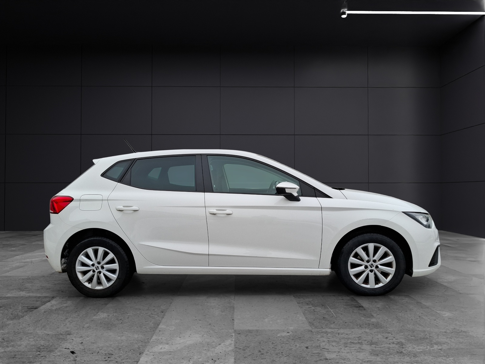 Fahrzeugabbildung SEAT Ibiza TSI Style LED AID GRA RFK SH LM