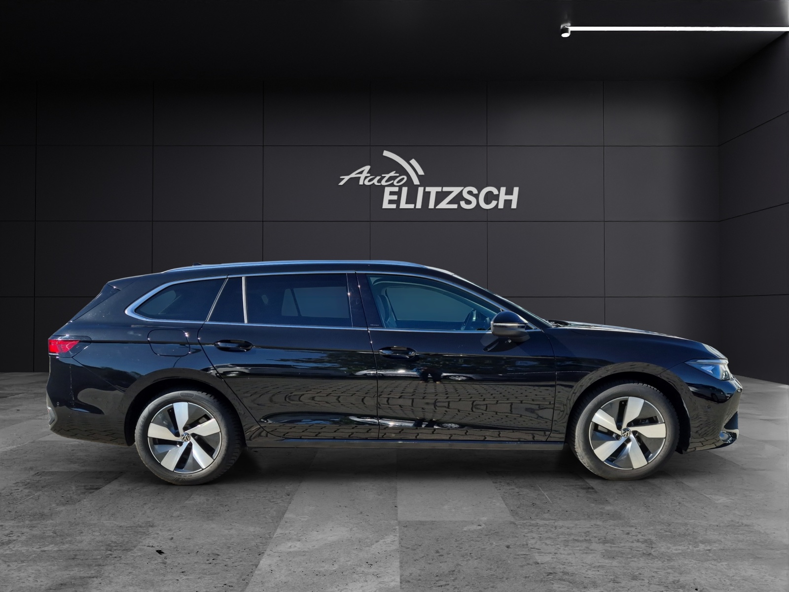 Fahrzeugabbildung Volkswagen Passat eTSI Business DSG LED AHK RFK Navi AID ACC