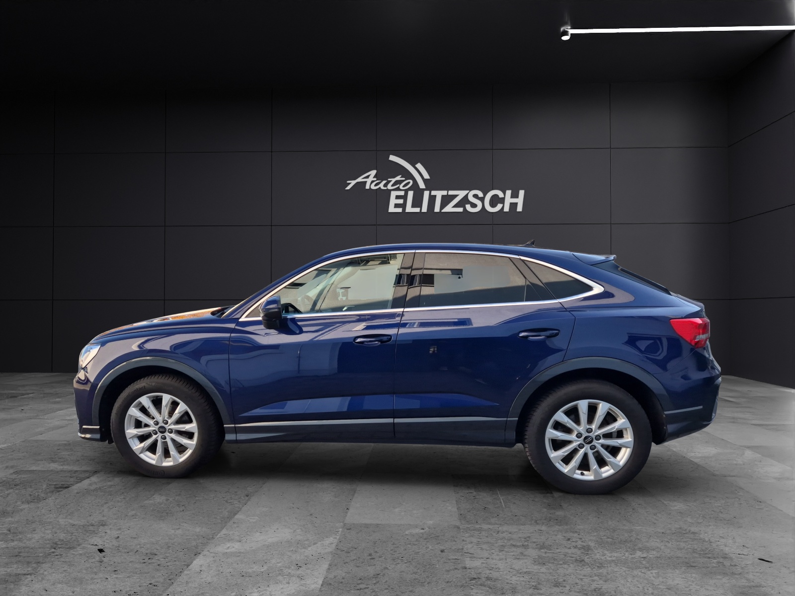 Fahrzeugabbildung Audi Q3 Sportback 35 TFSI S-tronic LED Navi AVC ACC PDC SH LM