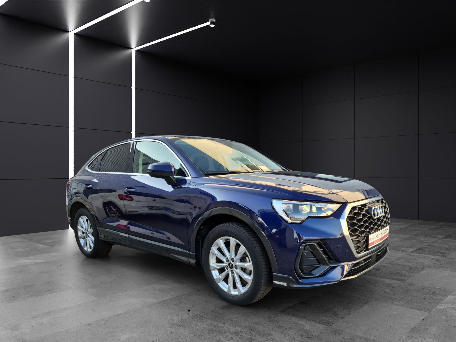 Fahrzeugabbildung Audi Q3 Sportback 35 TFSI S-tronic LED Navi AVC ACC PDC SH LM