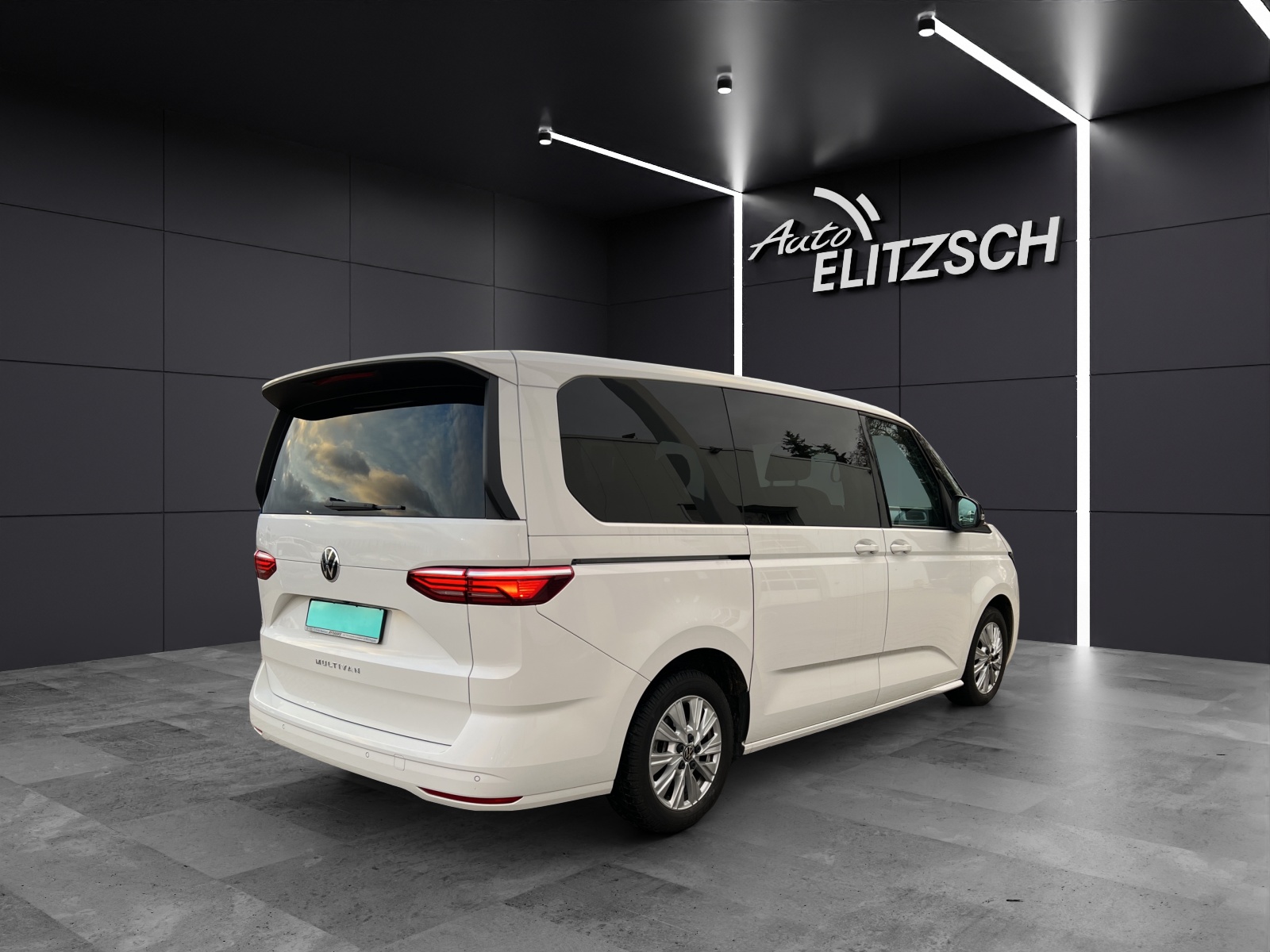 Fahrzeugabbildung Volkswagen T7 Multivan TDI DSG LÜ LED 7-SITZER NAVI