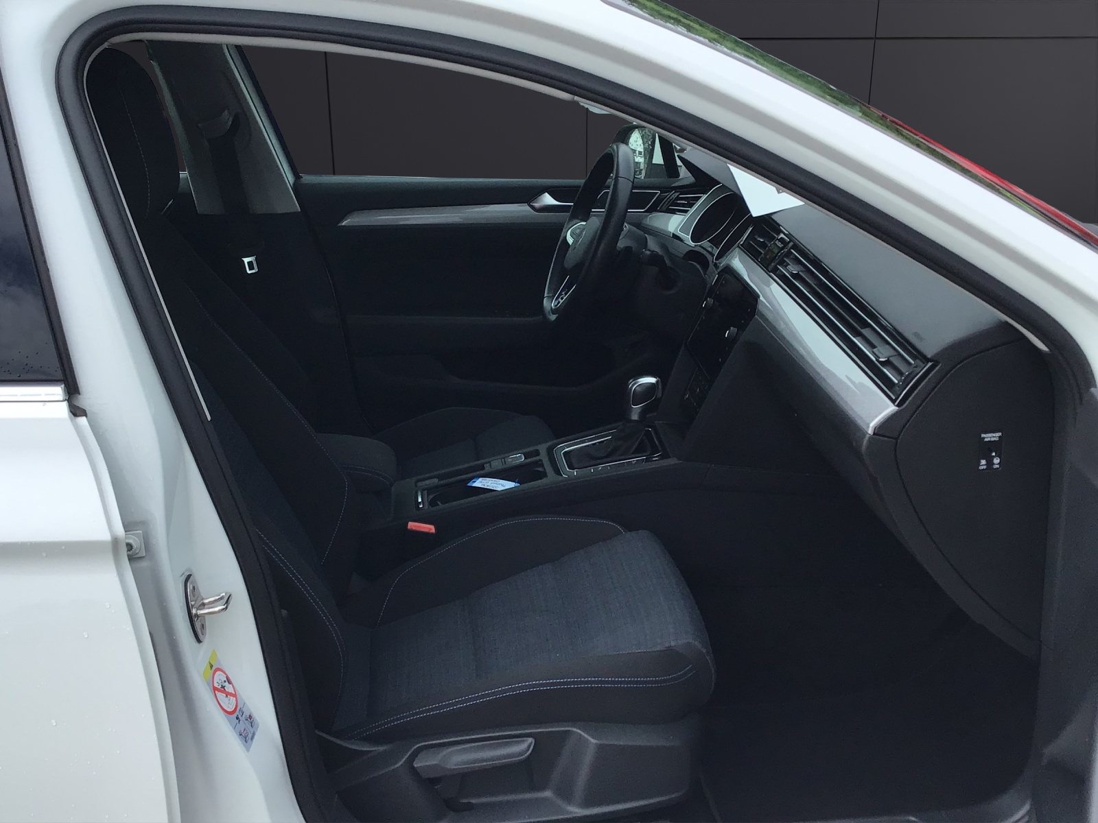 Fahrzeugabbildung Volkswagen Passat Variant GTE DSG LED Navi ACC RFK SH LM