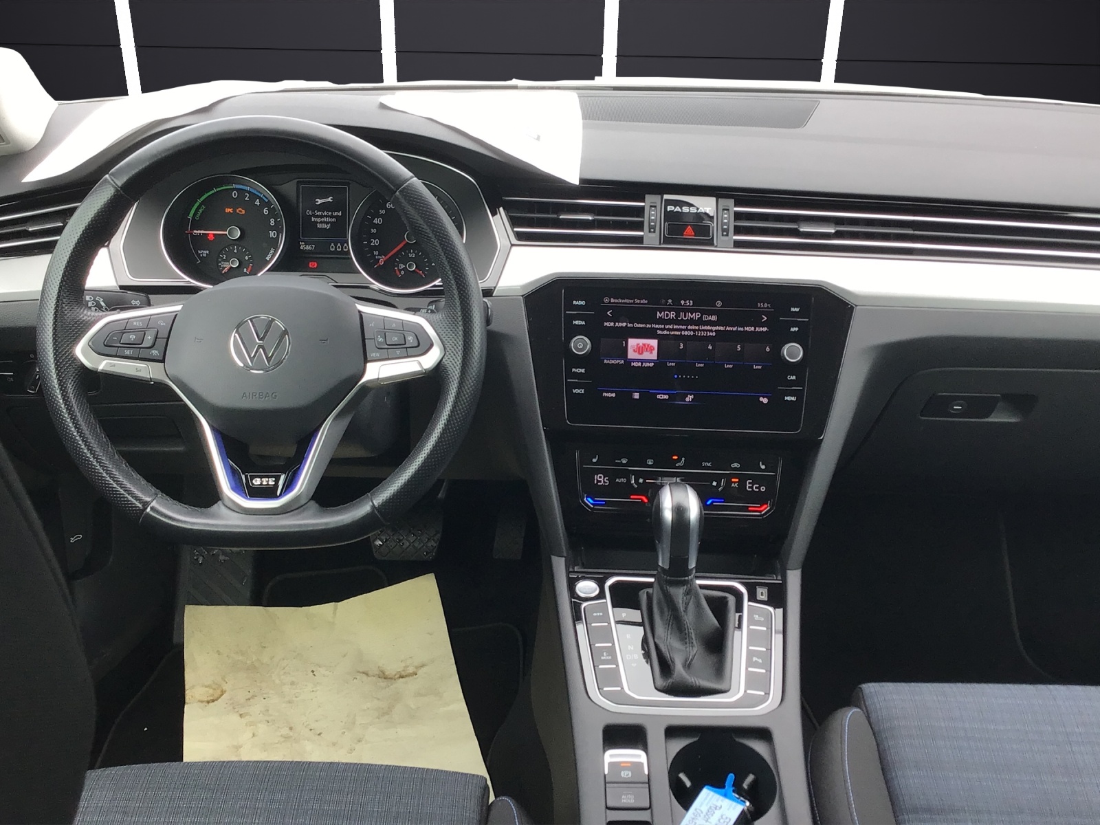 Fahrzeugabbildung Volkswagen Passat Variant GTE DSG LED Navi ACC RFK SH LM