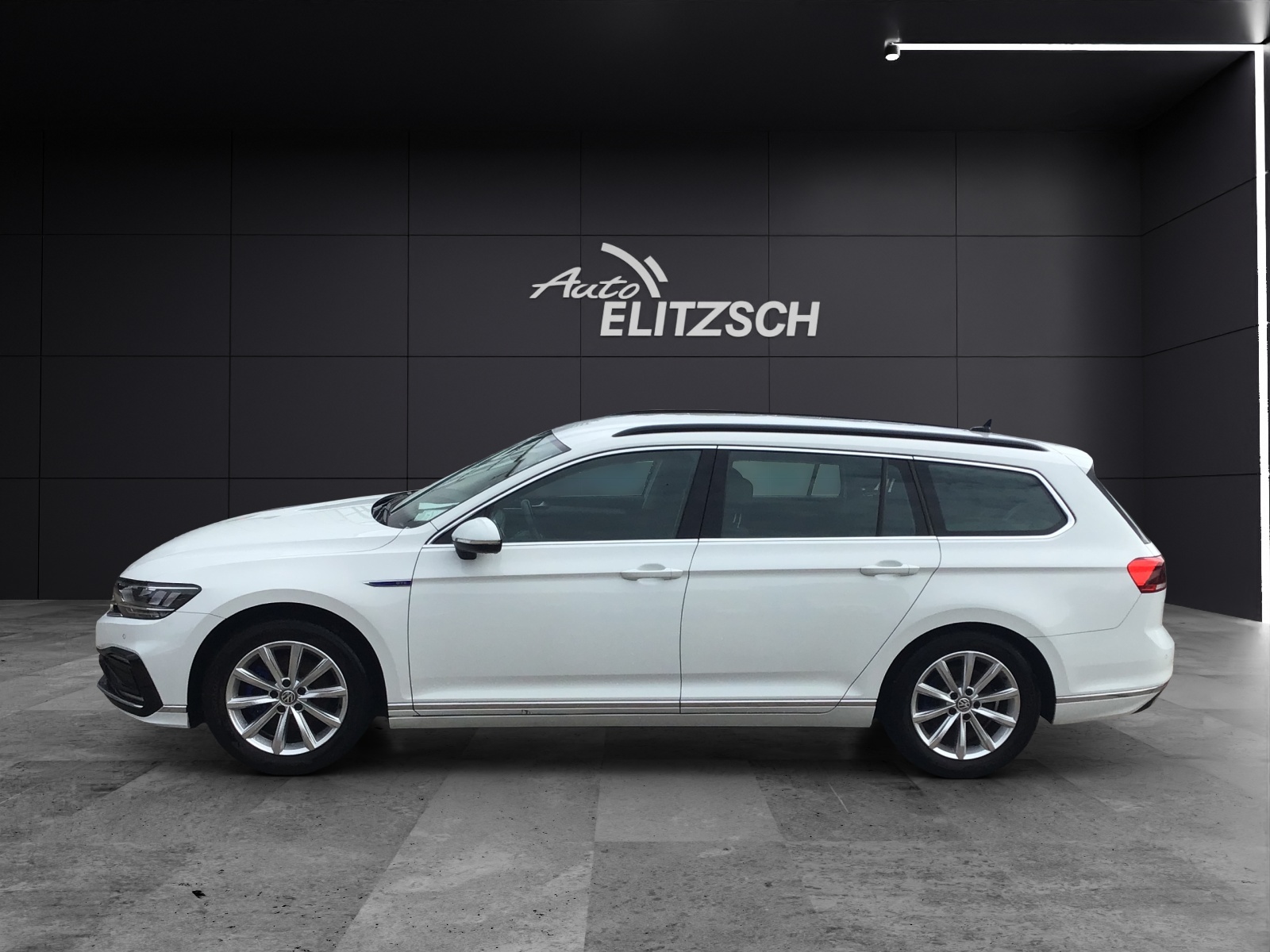 Fahrzeugabbildung Volkswagen Passat Variant GTE DSG LED Navi ACC RFK SH LM