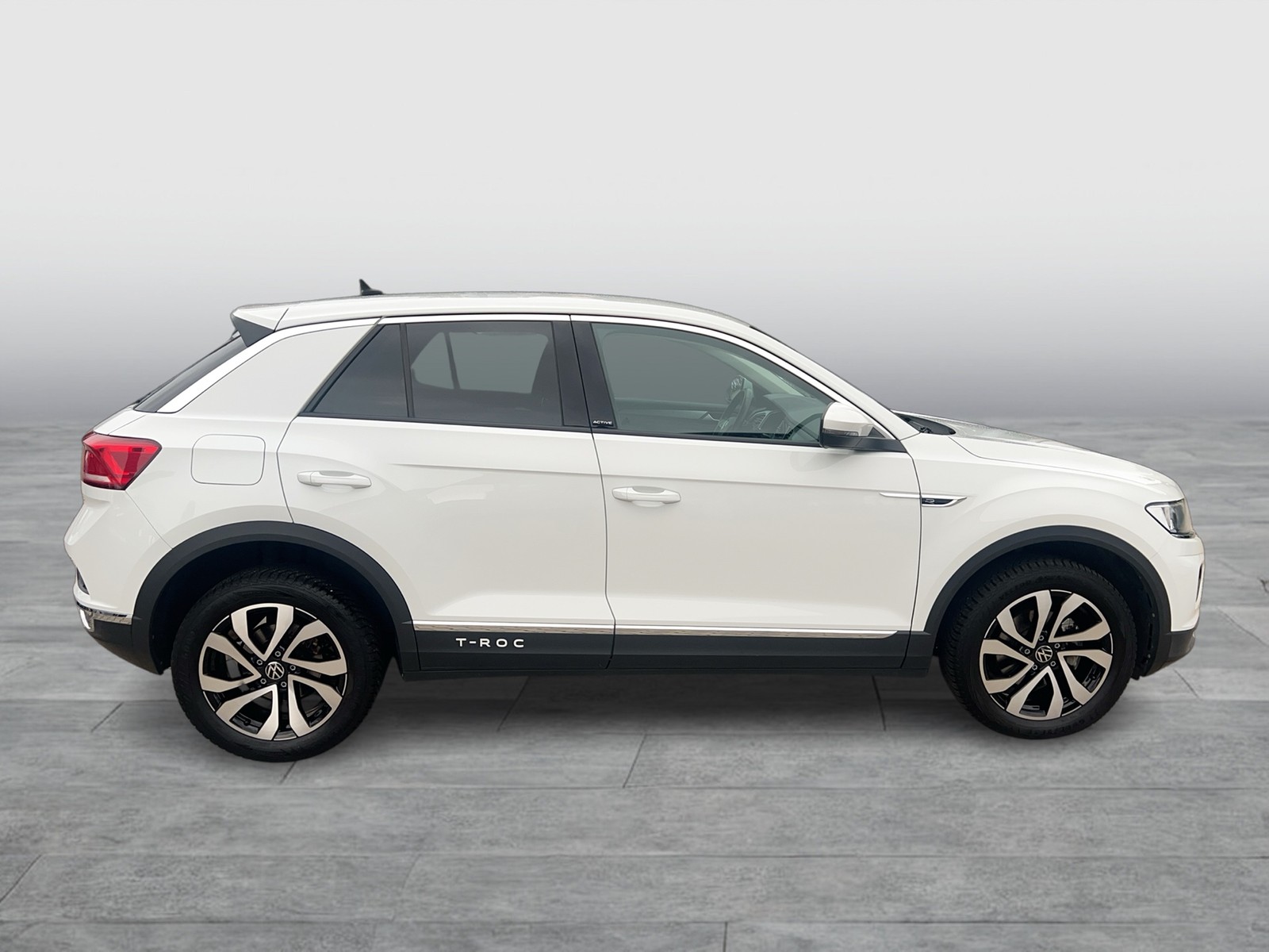 Fahrzeugabbildung Volkswagen T-Roc Active NAVI SHZ PDC App-Connect