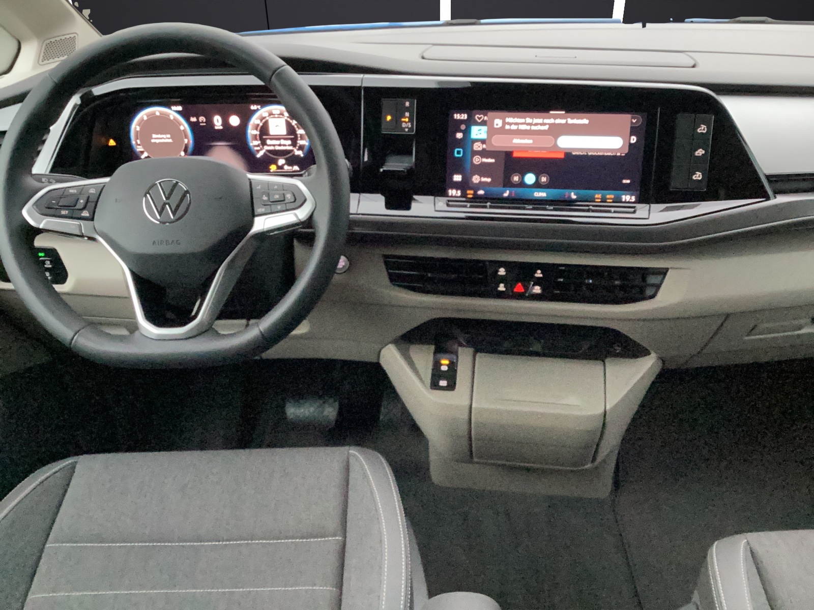 Fahrzeugabbildung Volkswagen T7 California Coast 7-DSG AHK NAVI STANDH. RFK