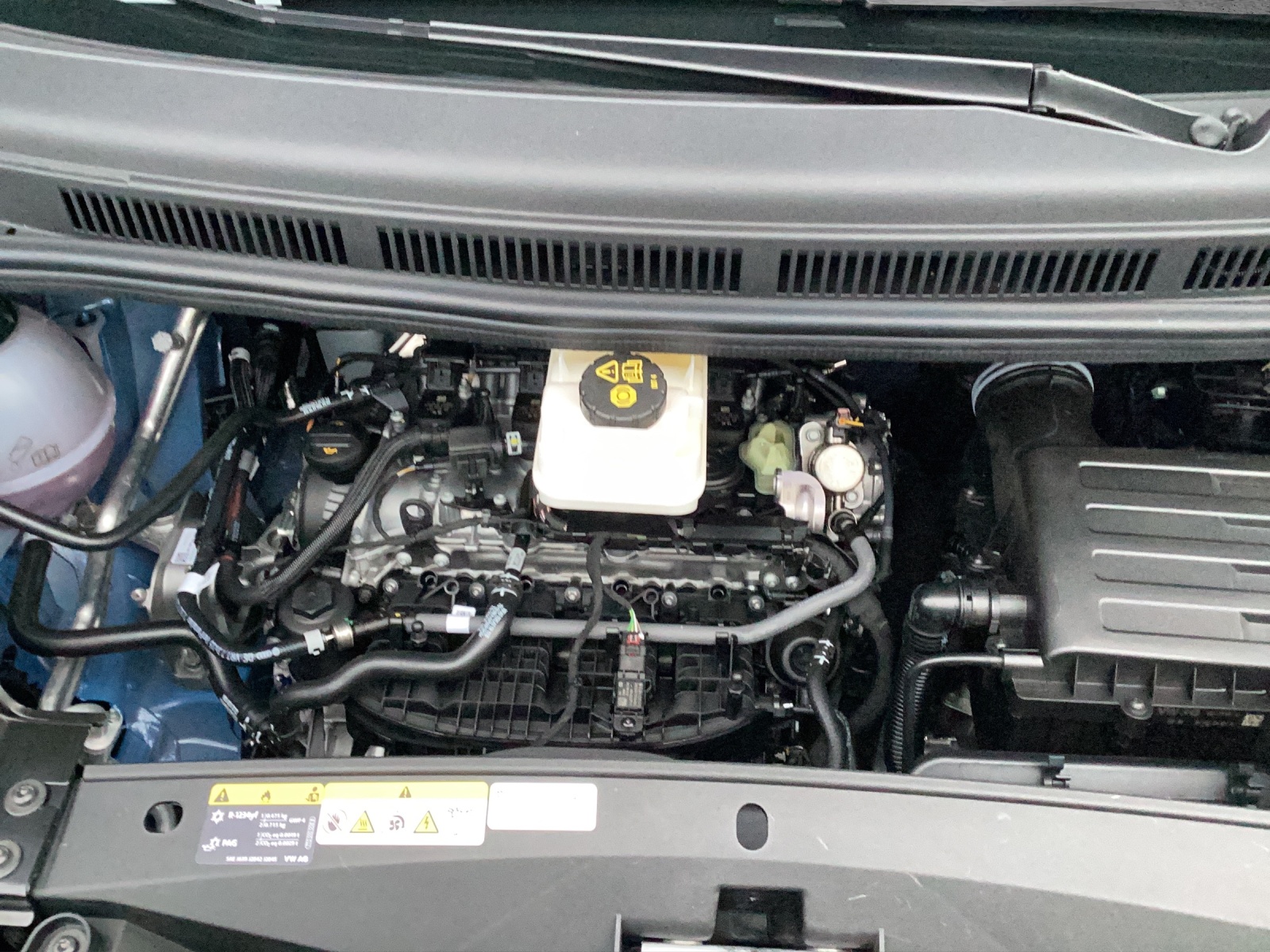 Fahrzeugabbildung Volkswagen T7 California Coast 7-DSG AHK NAVI STANDH. RFK