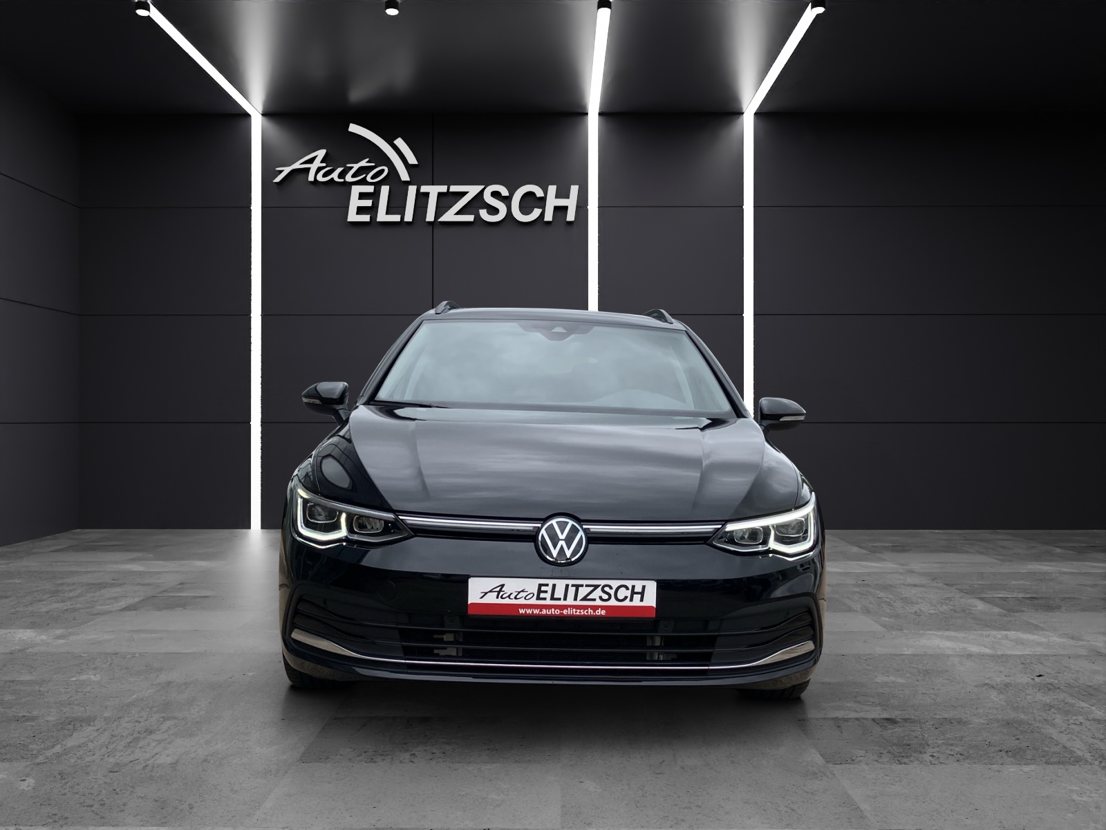 Fahrzeugabbildung Volkswagen Golf VIII Variant TDI Style DSG LED+ Navi ACC AID PDC SHZ