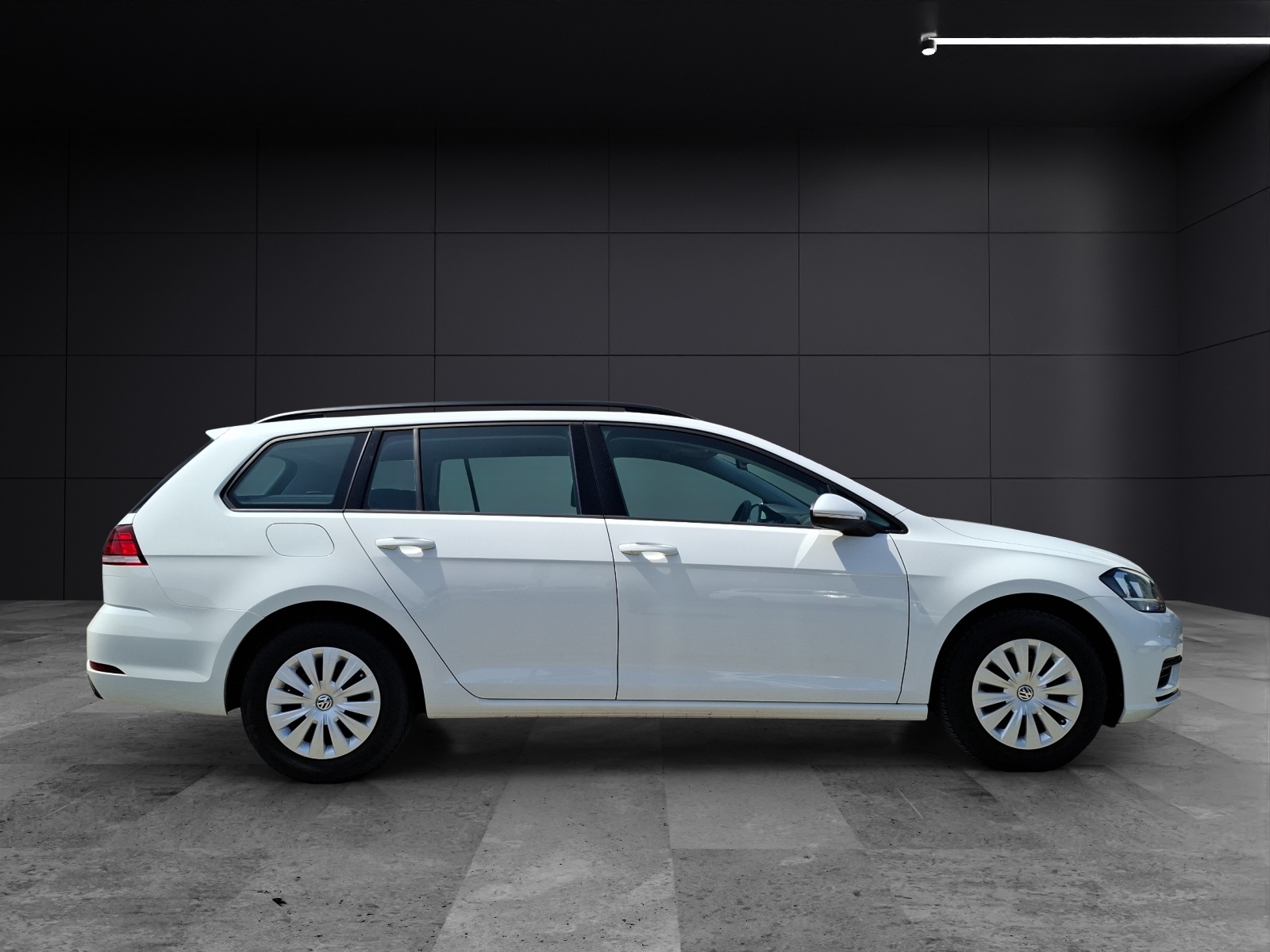 Fahrzeugabbildung Volkswagen Golf VII Variant TSI Trendline Navi PDC SH