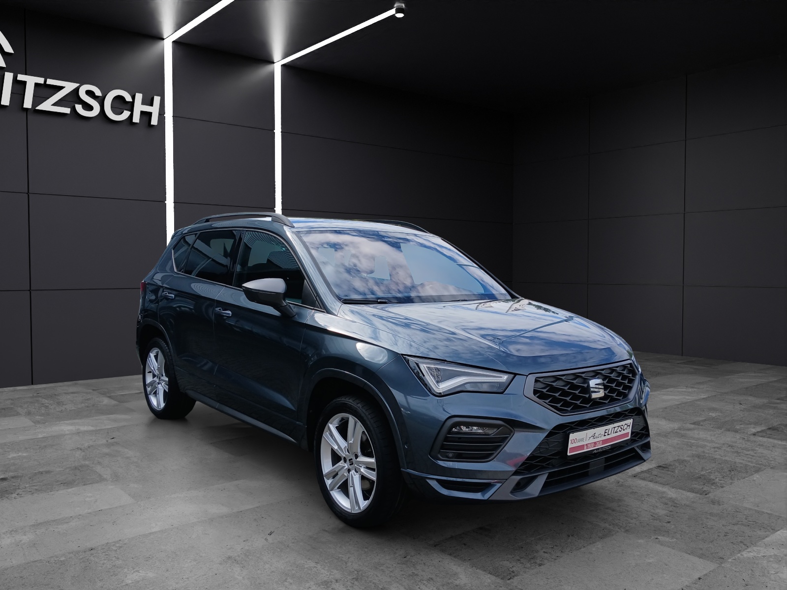 Fahrzeugabbildung SEAT Ateca TDI FR-Line DSG STH LED Navi AID ACC RFK SH