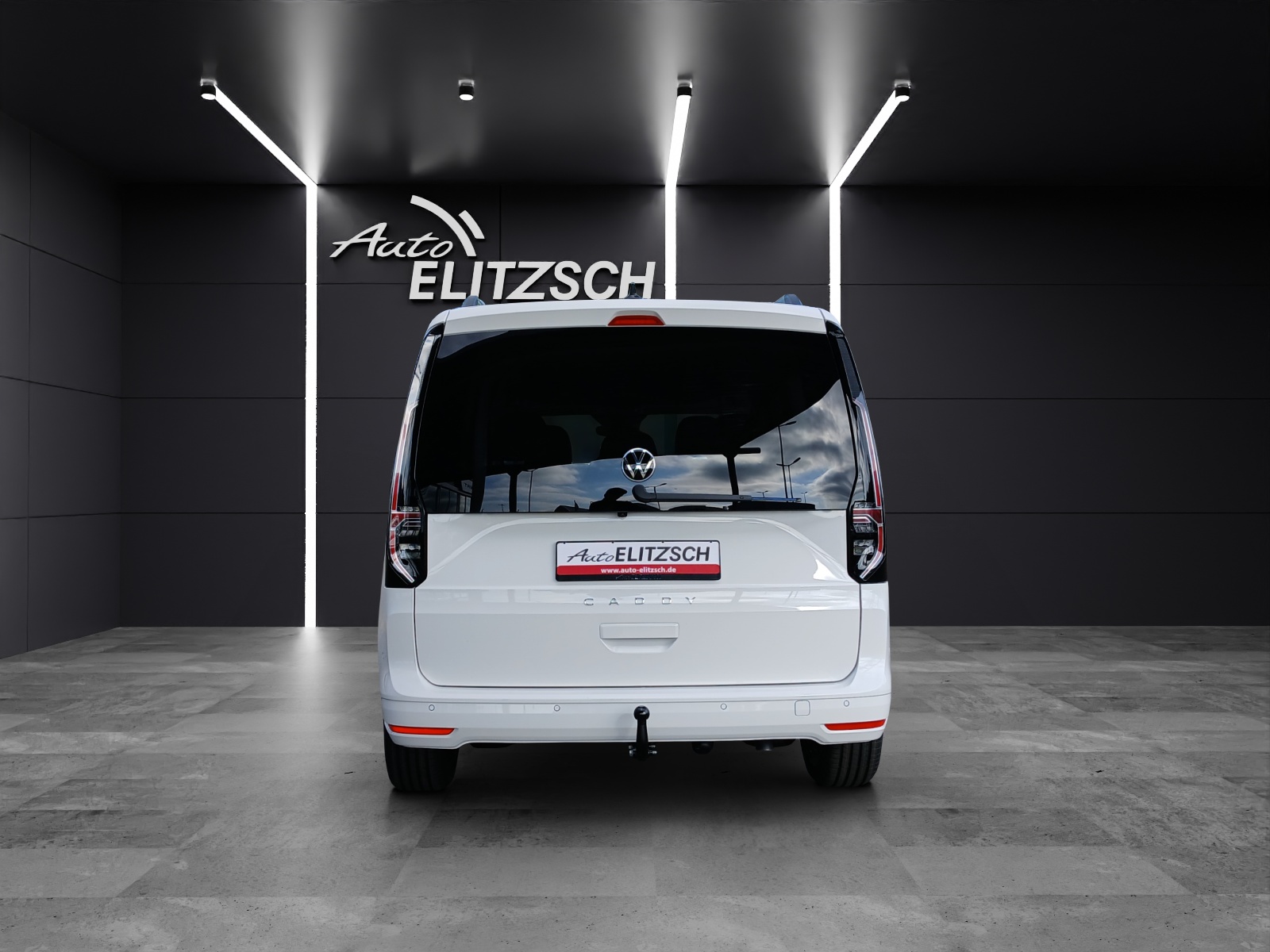 Fahrzeugabbildung Volkswagen Caddy TDI Life 7-DSG LED AHK ACC KLIMA REAR VIEW