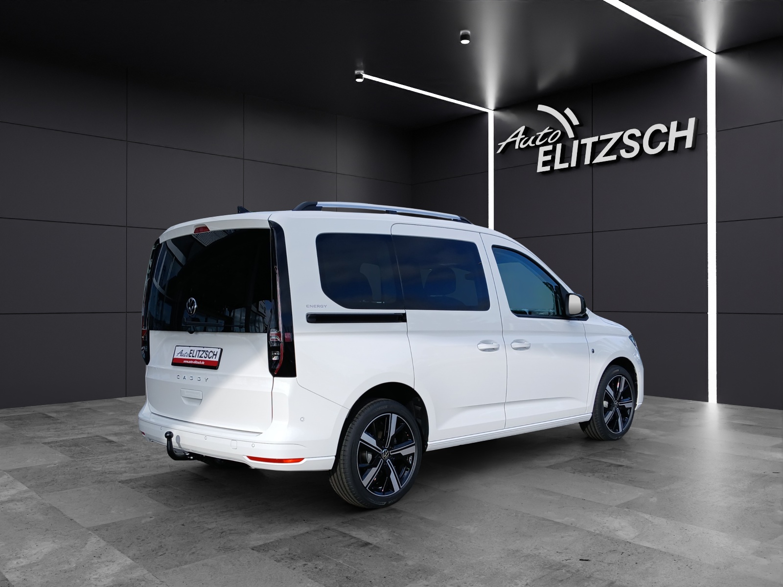 Fahrzeugabbildung Volkswagen Caddy TDI Life 7-DSG LED AHK ACC KLIMA REAR VIEW