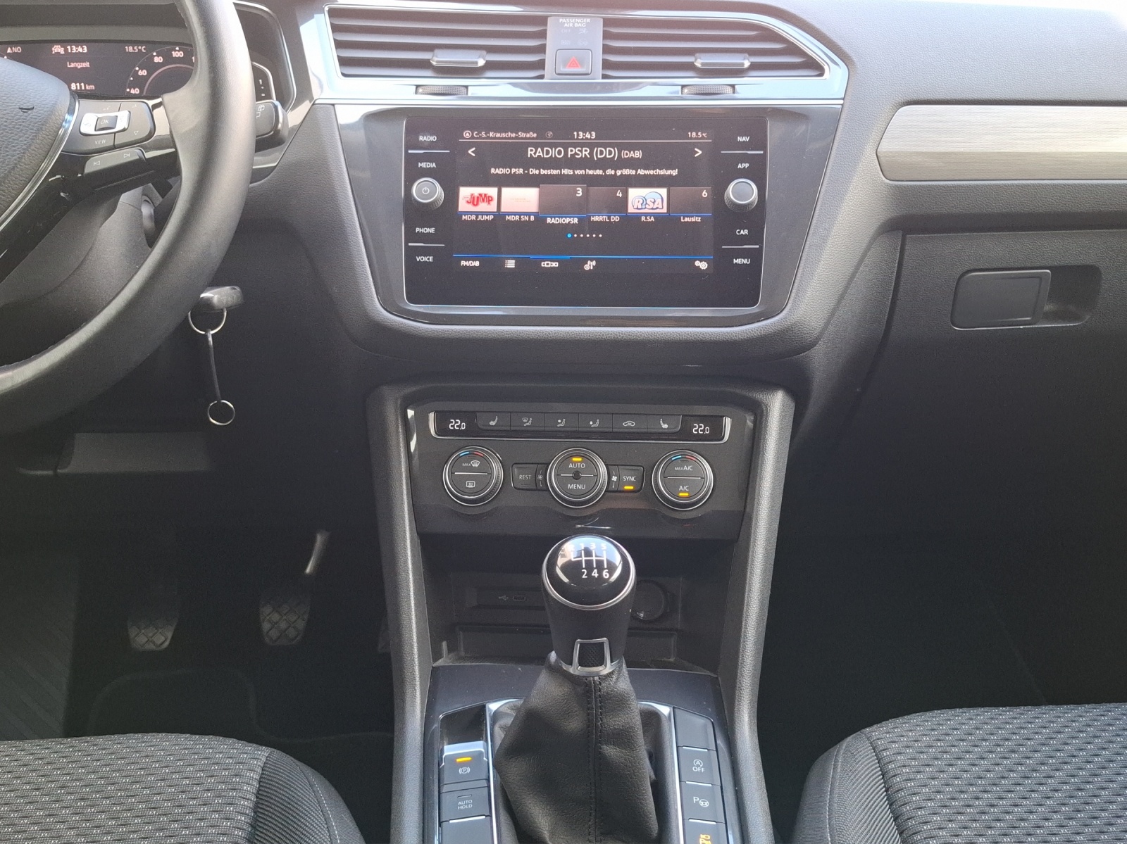 Fahrzeugabbildung Volkswagen Tiguan Allspace TSI Comfortline Navi HUD AID ACC RFK SHZ APP