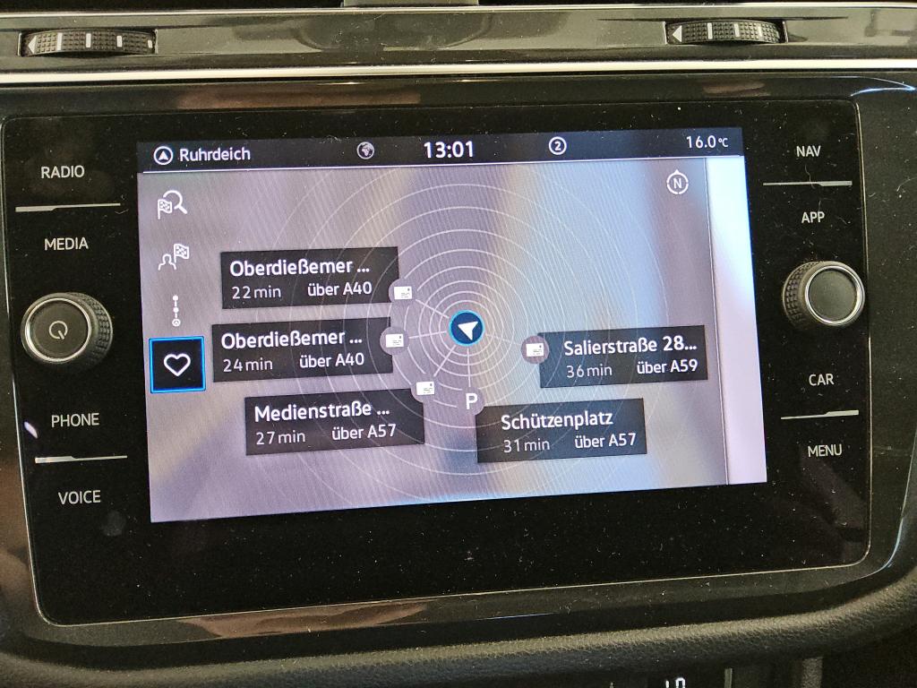 Fahrzeugabbildung Volkswagen Tiguan Allspace TSI Comfortline Navi HUD AID ACC RFK SH