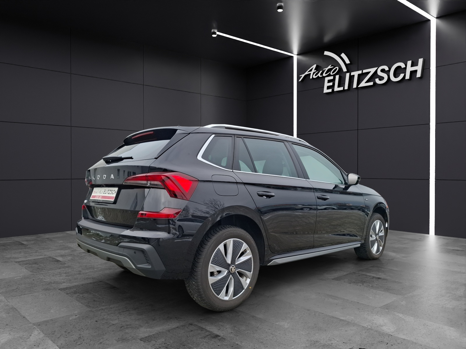 Fahrzeugabbildung SKODA Kamiq TSI Selection DSG Matrix Navi SH ACC VC FSH