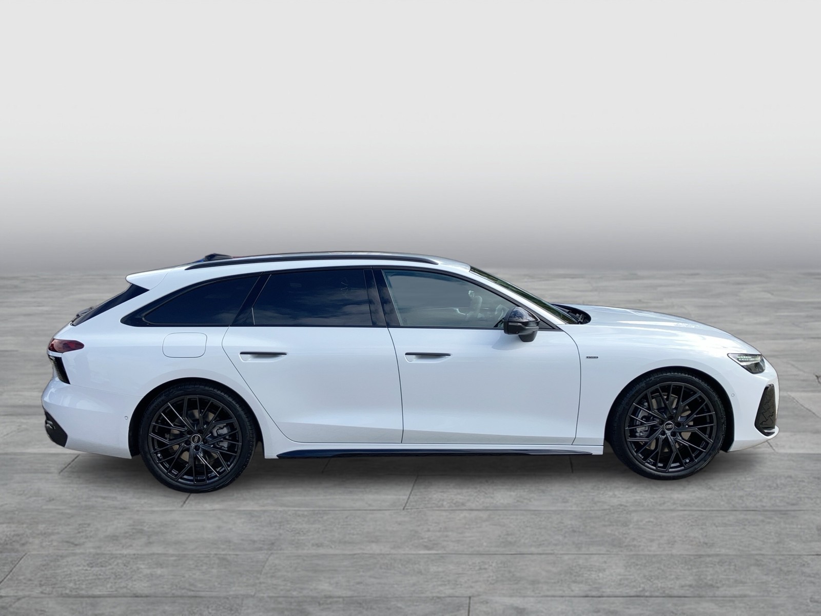 Fahrzeugabbildung Audi A6 Avant (FN5)(03.2025->) 2.0 TFSI e-hybrid quattro 220 kW