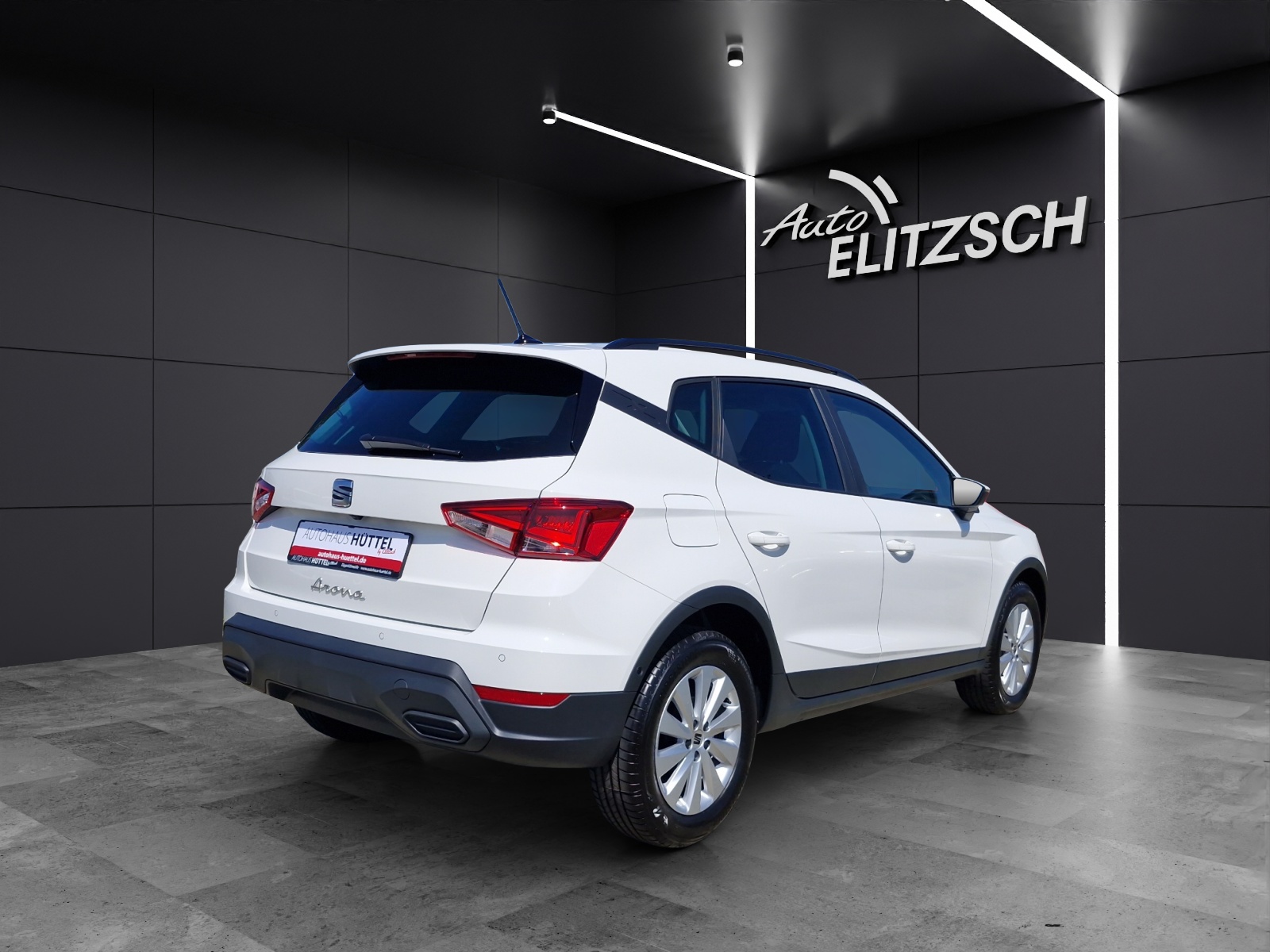 Fahrzeugabbildung SEAT Arona Road Edition 1.0 TSI AHZ KAMERA NAVI LED